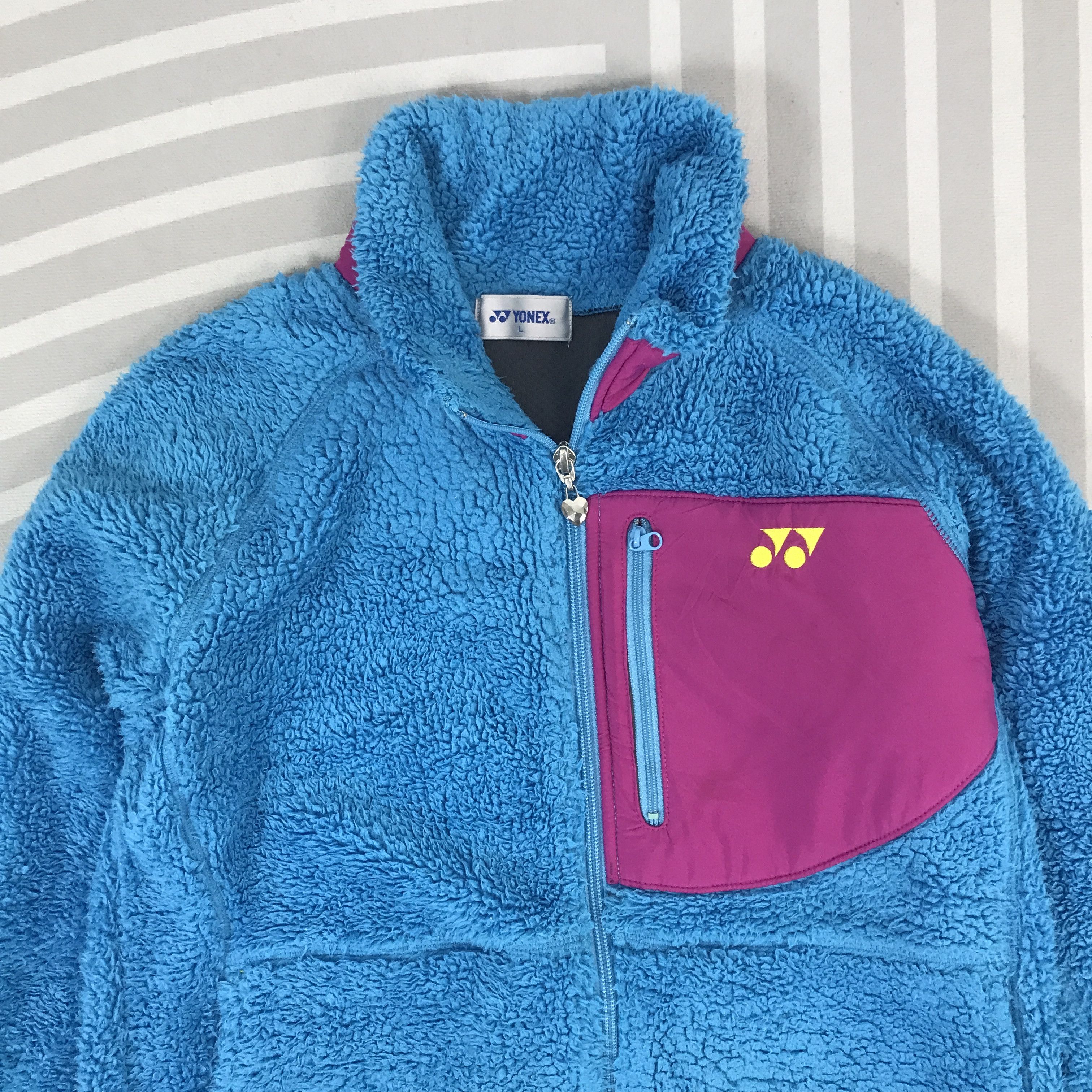 Japanese Brand Vintage Yonex Sherpa fleece woman design Jacket Size US L / EU 52-54 / 3 - 2 Thumbnail
