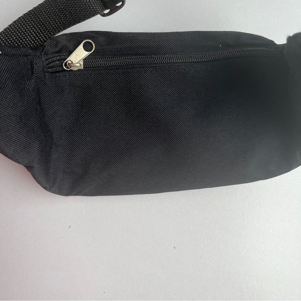 Champs Sport Vintage ProSport Black Fanny Pack 5 Pockets Pouch Y2K 90's Size ONE SIZE - 5 Thumbnail