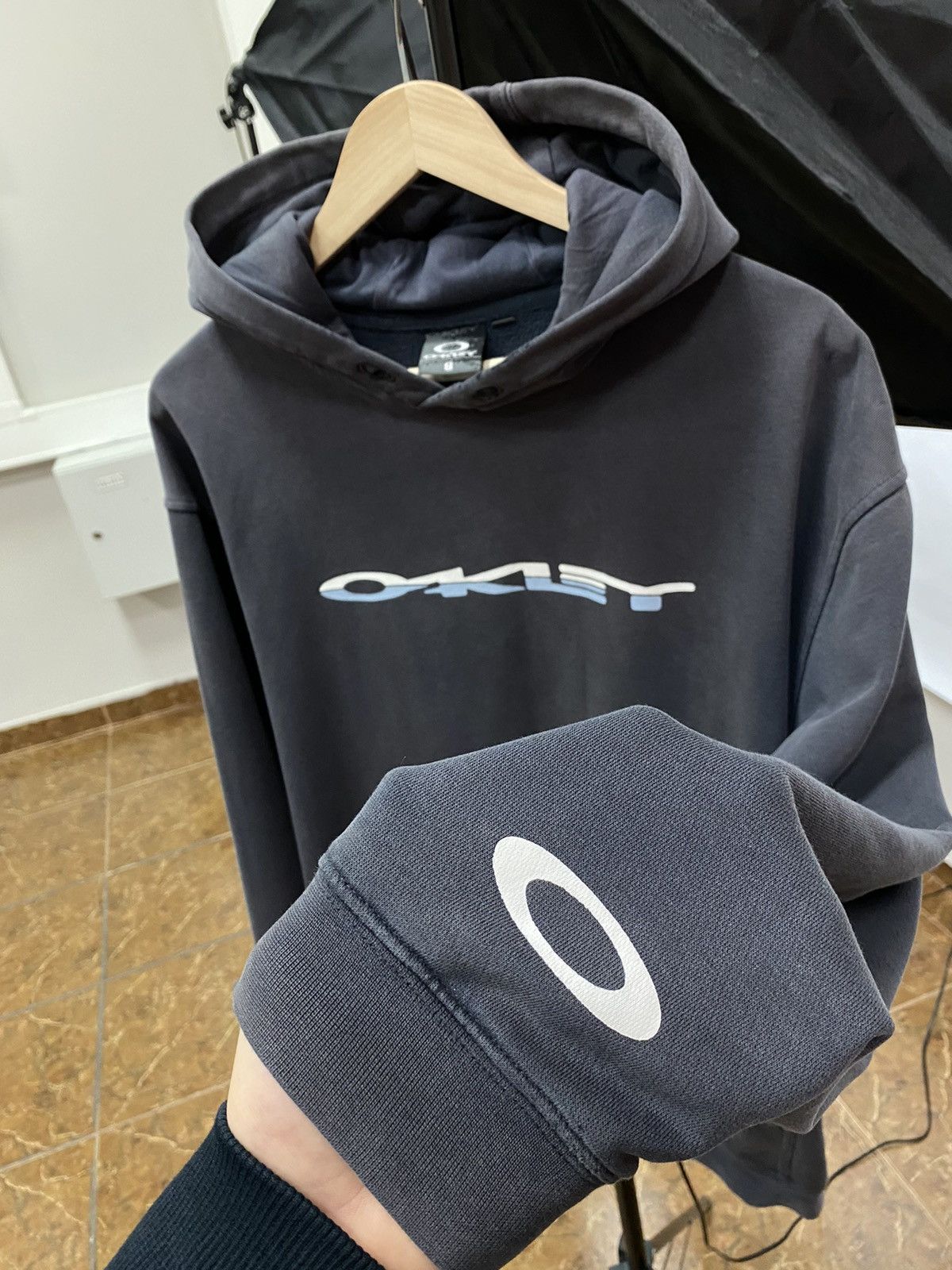 Pre-owned 90's Oakley Hoodie Retro Hype Y2k In Grey