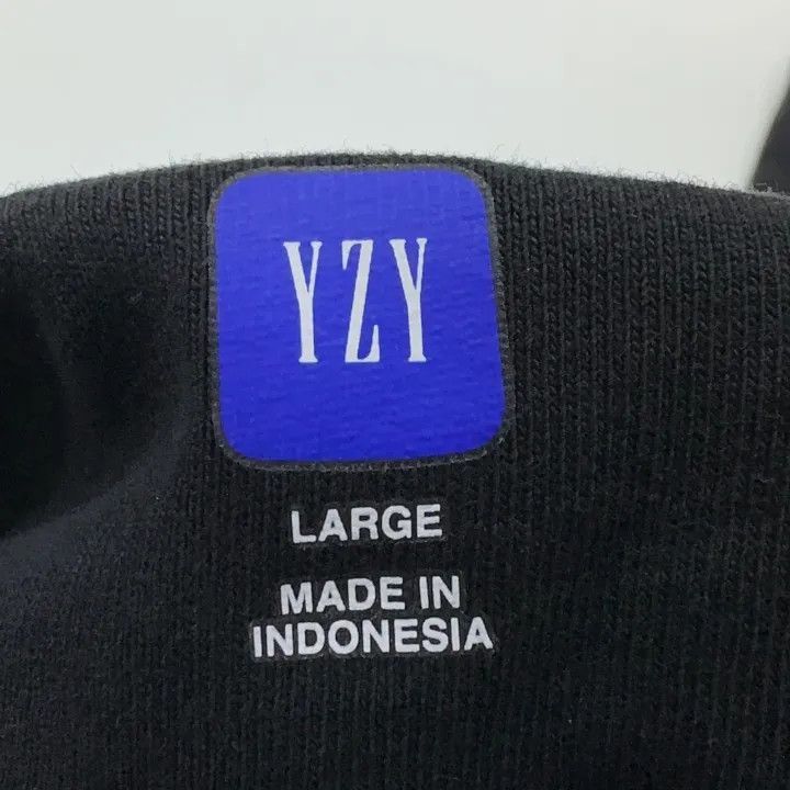 Balenciaga Balenciaga YEEZY Gap Balenciaga Logo No Seam Crop Tee -250 Size US L / EU 52-54 / 3 - 2 Thumbnail