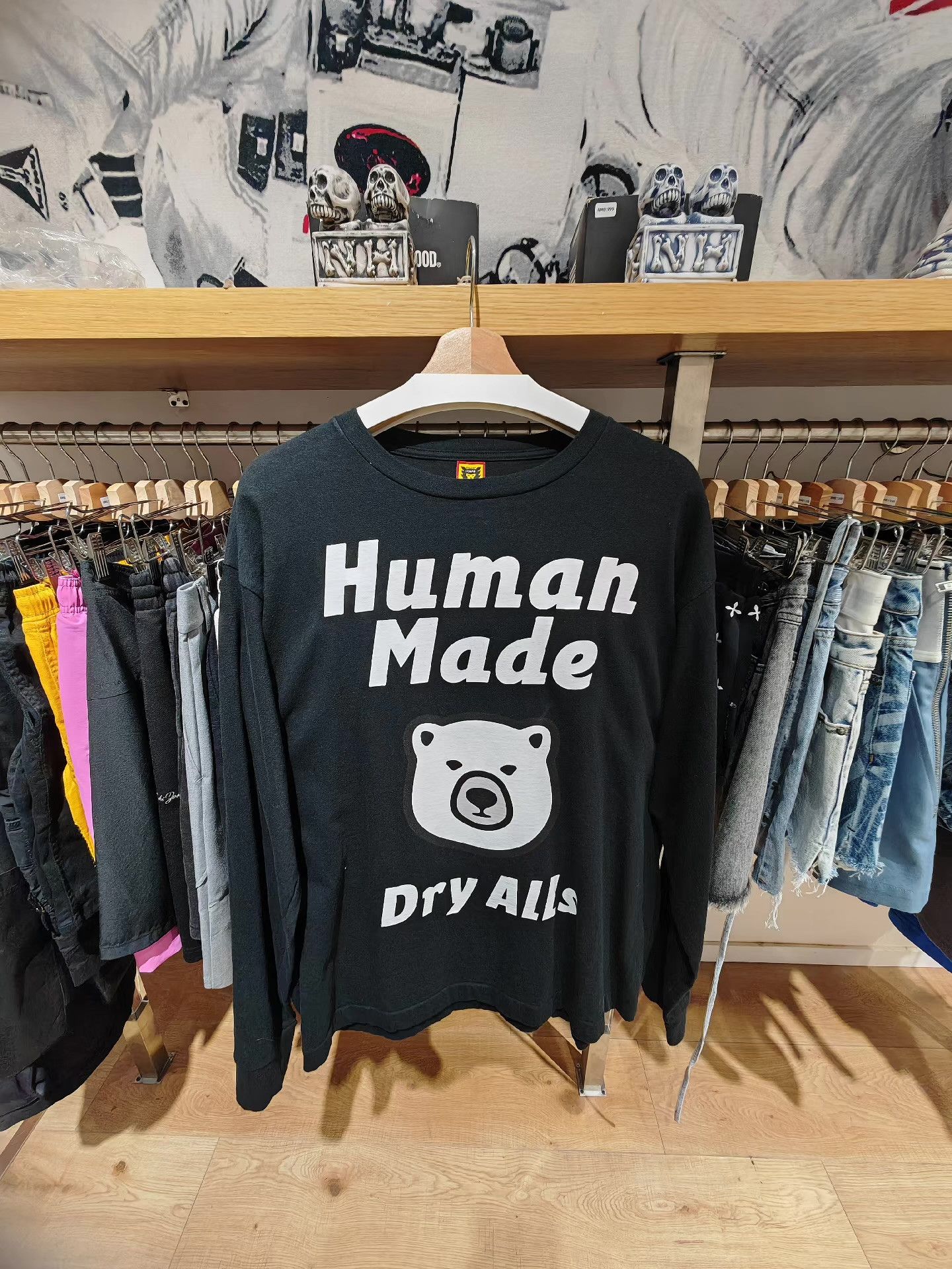 Human Made Human Made Polar Bear Animal Print Long Sleeve Tee Q15 Size US L / EU 52-54 / 3 - 1 Thumbnail