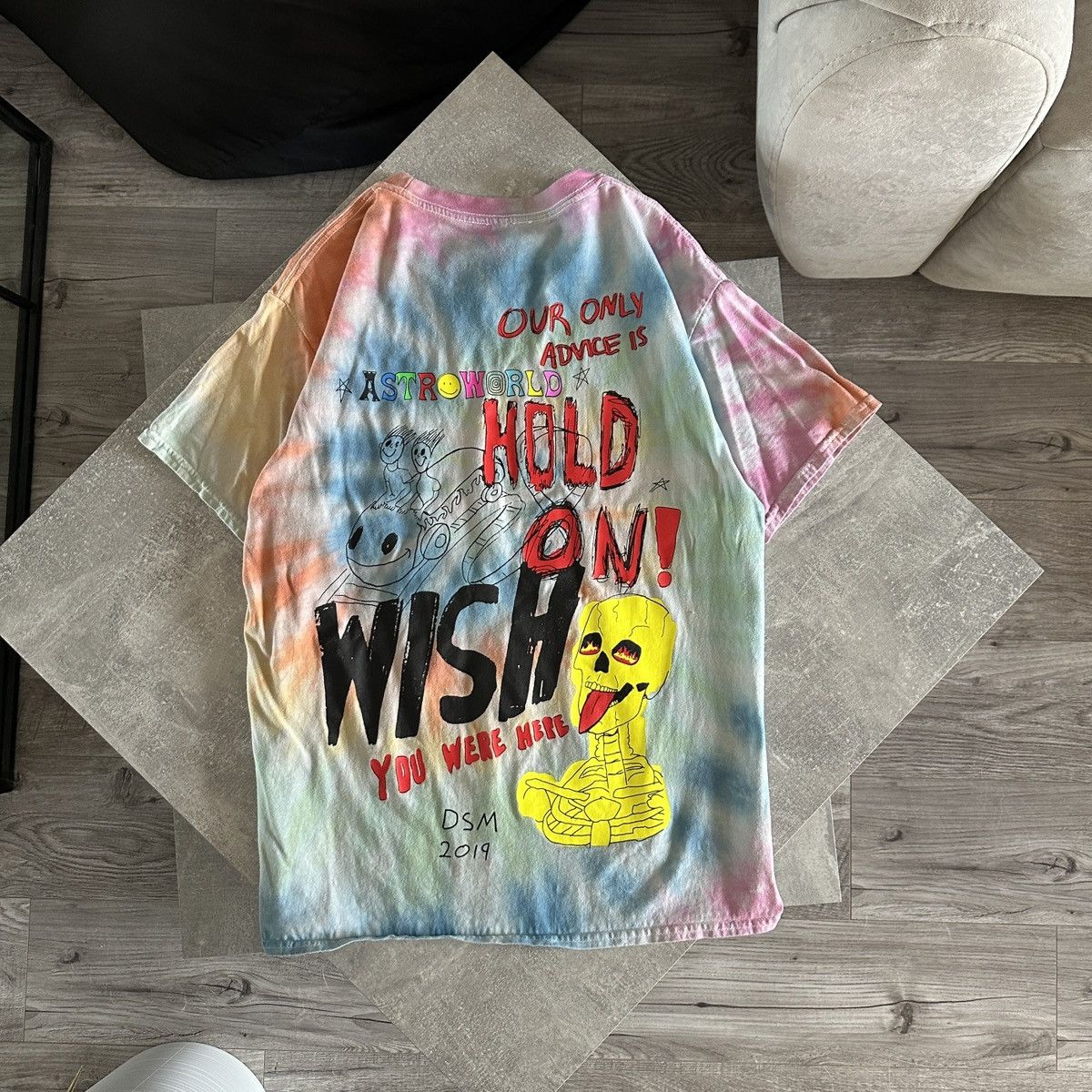 Other Travis Scott Astroworld x DSM Wish you were here 2019 tee Size US M / EU 48-50 / 2 - 1 Thumbnail