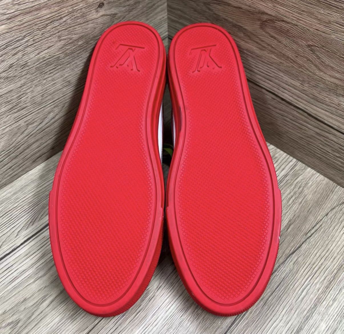 Louis Vuitton Louis Vuitton Stellar Striped Canvas Sneakers J41 Size US 9 / IT 39 - 6 Thumbnail