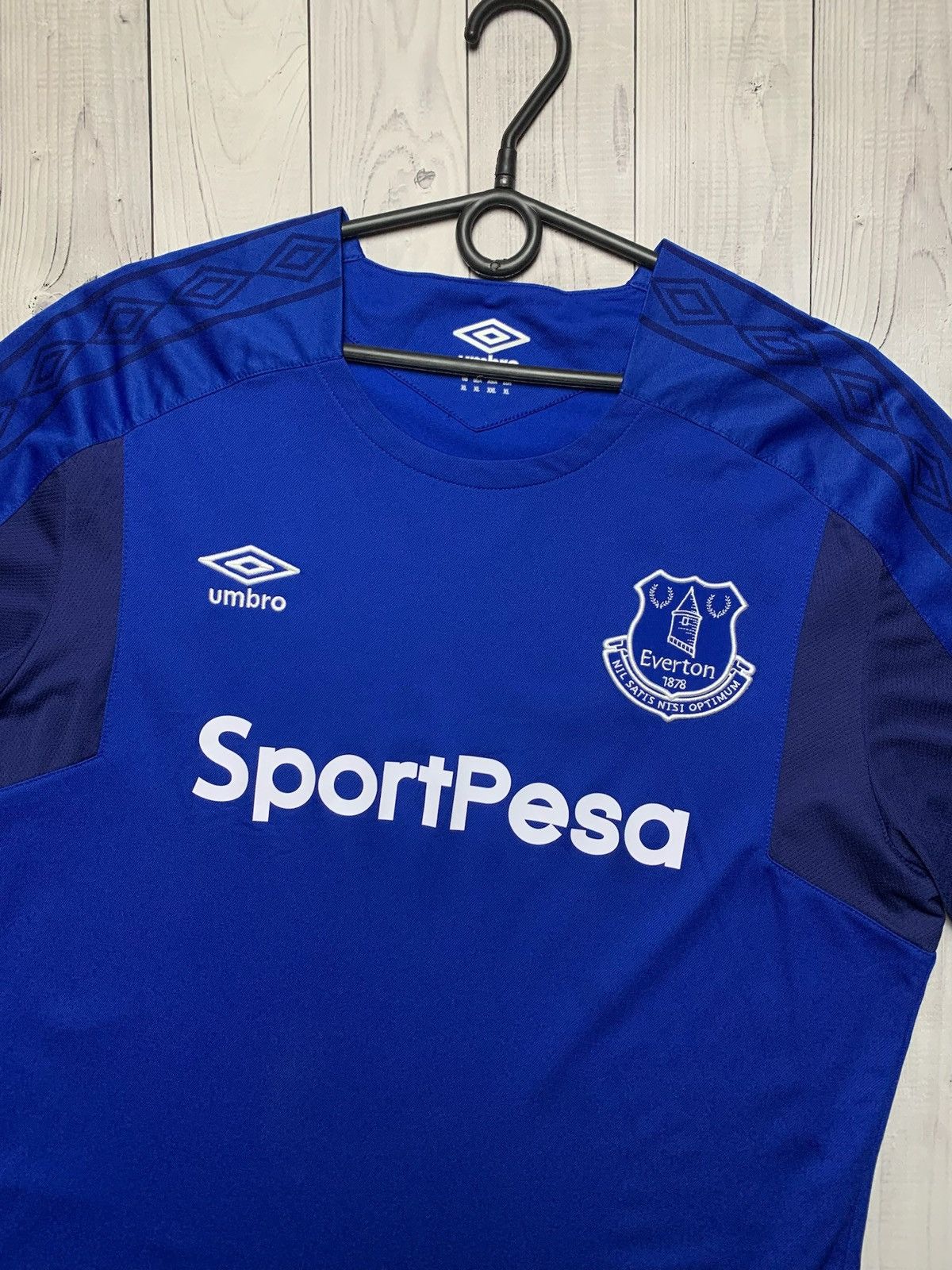 Vintage Vintage Everton soccer shirts jersey size XL blue Umbro Size US XL / EU 56 / 4 - 2 Thumbnail
