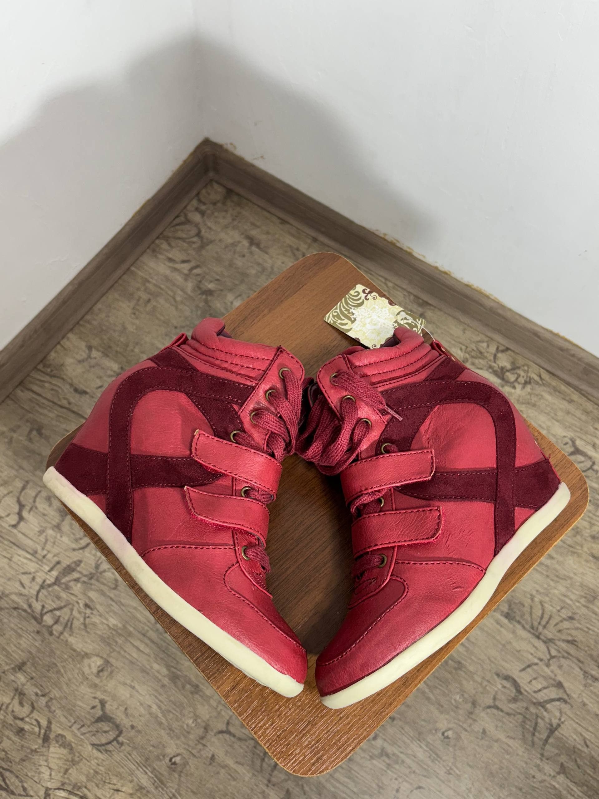 Isabel Marant Etoile Isabel Marant Etoile style Leather Hi-Top Sneakers Shoes Size US 8 / IT 38 - 5 Thumbnail