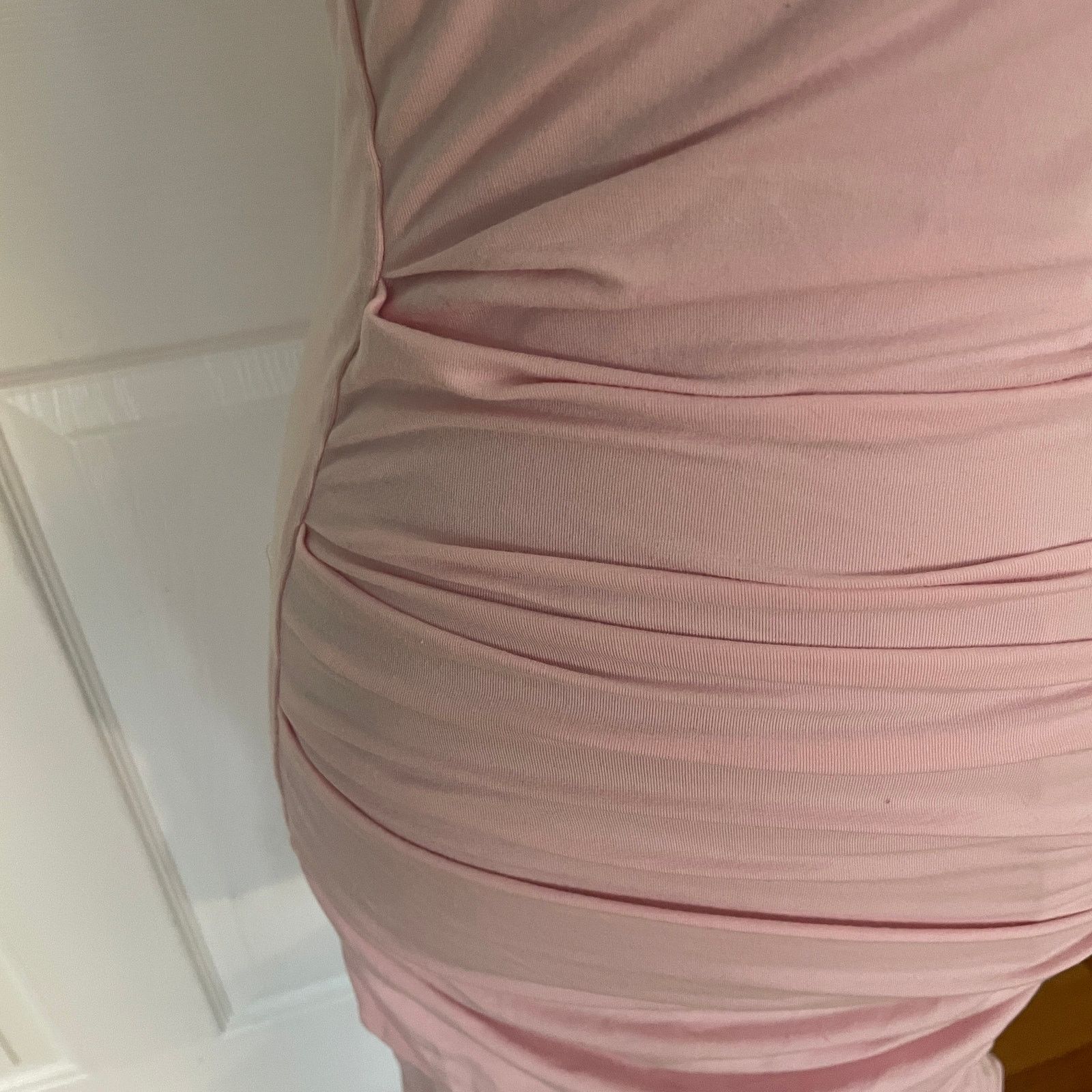 Bebe Y2K BeBe Light Pink Ruched Body-Con Off the Shoulder Dress Size S / US 4 / IT 40 - 3 Thumbnail