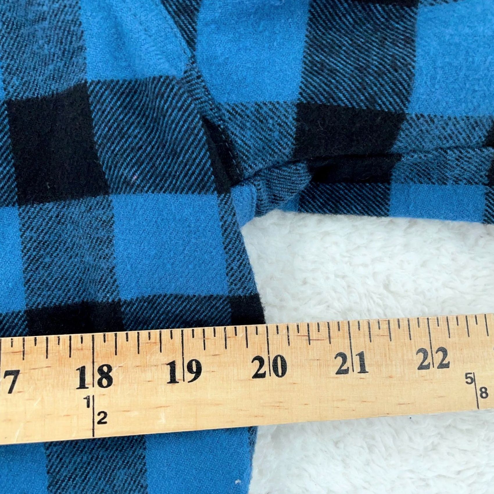Vintage Woolrich Flannel Shirt Mens Medium Blue Black Buffalo Plaid Collared Button Up Size US M / EU 48-50 / 2 - 7 Thumbnail
