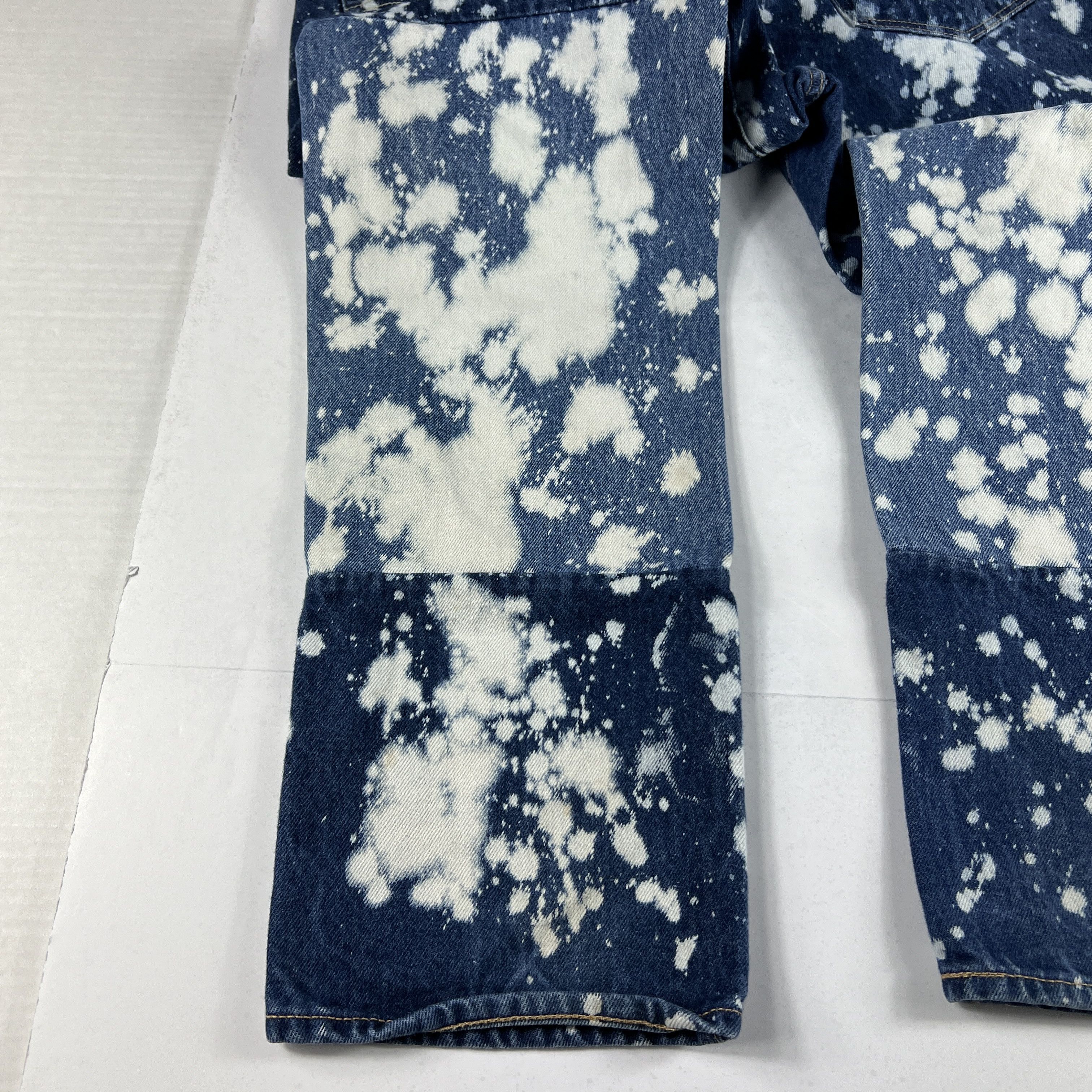 Levi's Levi's Jeans Men 541 Athletic Tapered Blue Bleached Denim Size US 33 - 19 Thumbnail