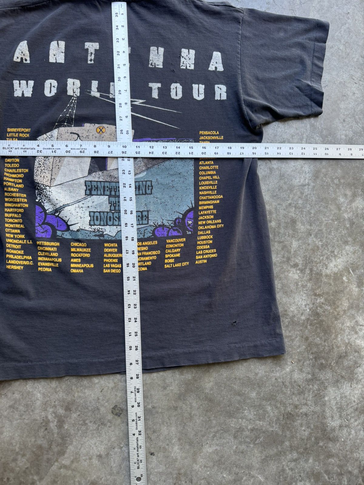 Band Tees × Vintage Vintage 1994 ZZ Top Antenna Graphic Faded Band Tee Size US L / EU 52-54 / 3 - 8 Thumbnail