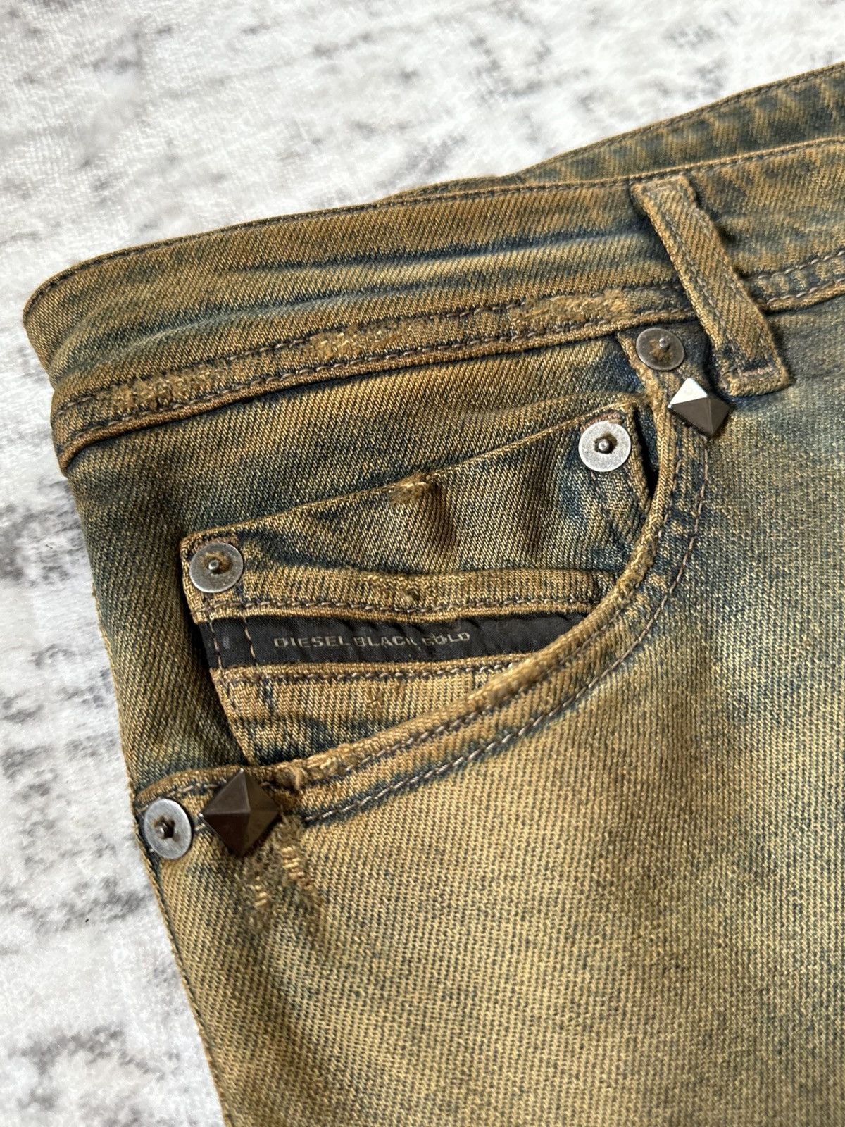 Diesel Black Gold F/W 2015 Diesel Black Gold Distressed Mud Wash Stacked Jeans Size US 34 / EU 50 - 21 Thumbnail