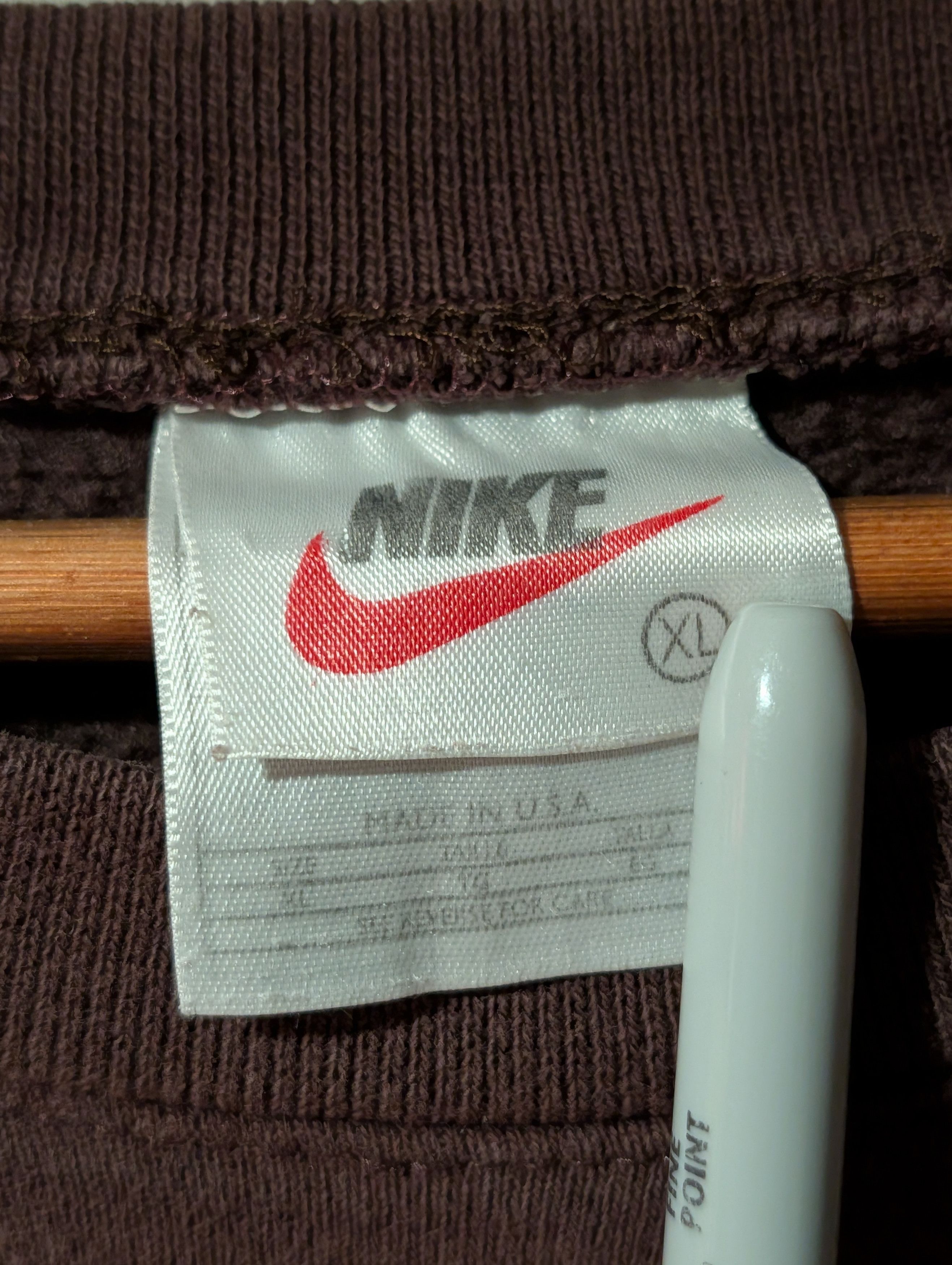 Nike Vintage 90s Nike Mini Swoosh Essential X-Large Sweatshirt Size US XL / EU 56 / 4 - 3 Thumbnail