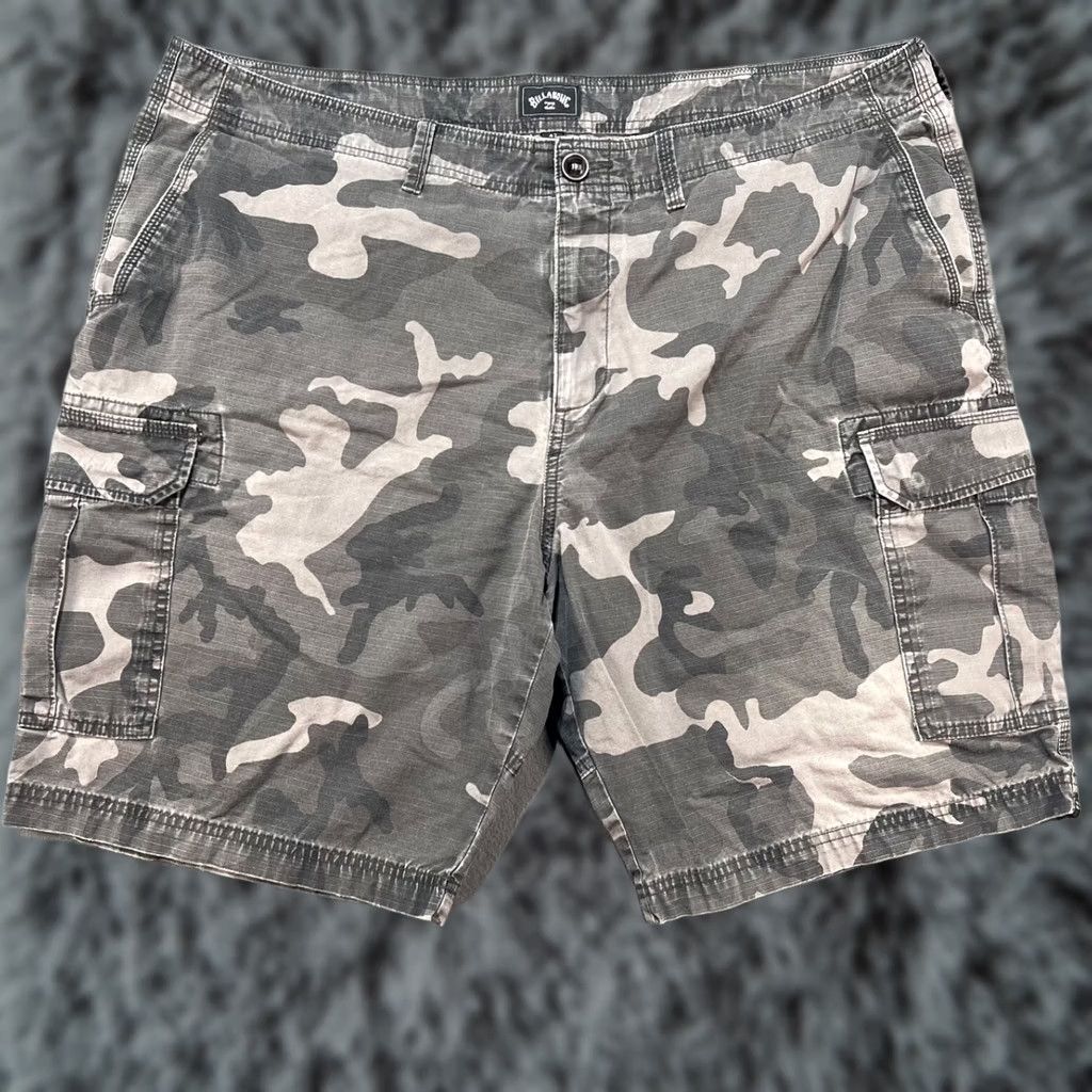 Billabong VINTAGE Billabong Cargo Black Camo Shorts Mens 42 Y2K Surfer Skater Grunge VTG Size US 42 / EU 58 - 1 Thumbnail