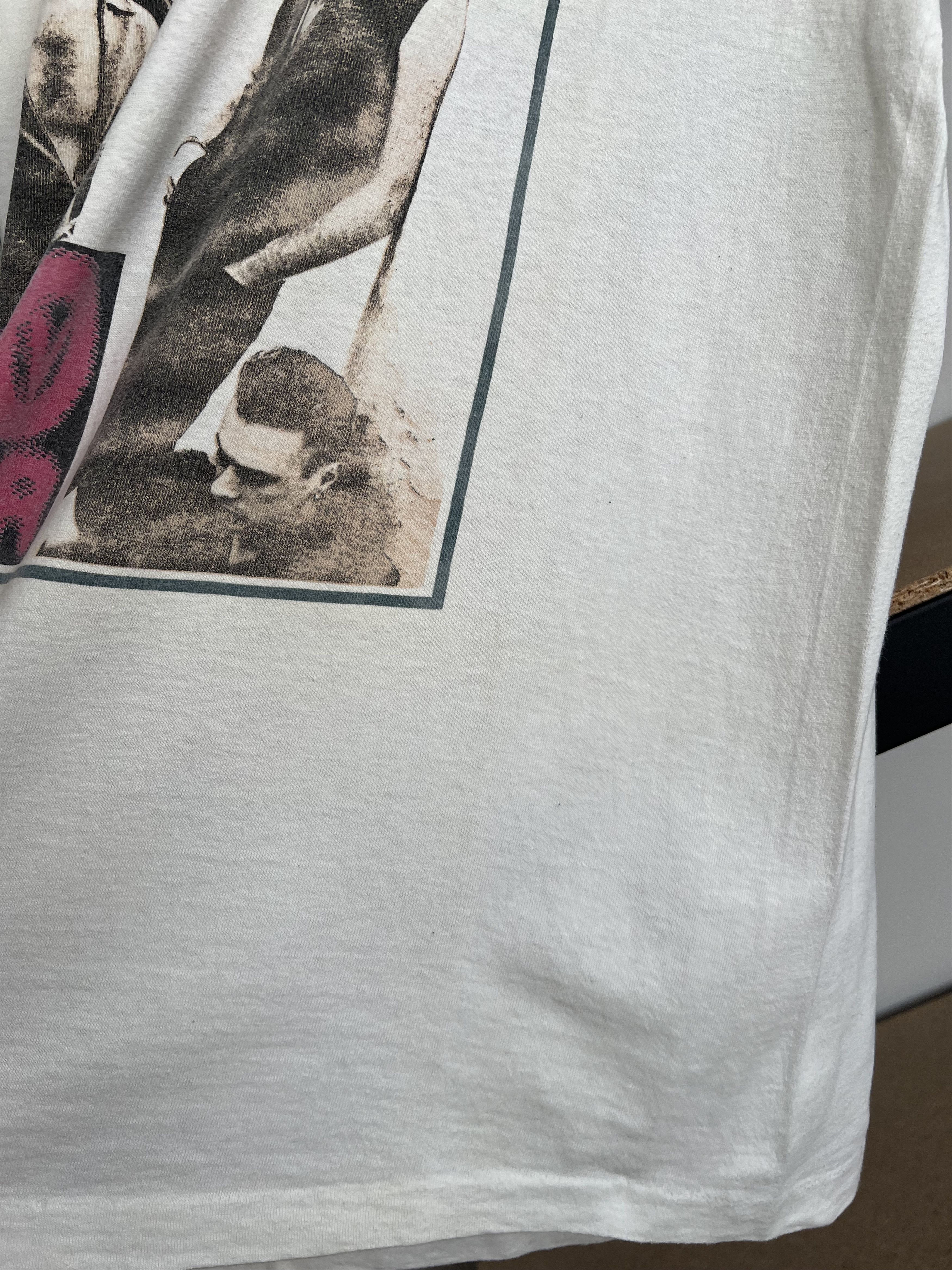 Band Tees Vintage 1992 U2 Zoo Tour White T-shirt Size US L / EU 52-54 / 3 - 11 Thumbnail