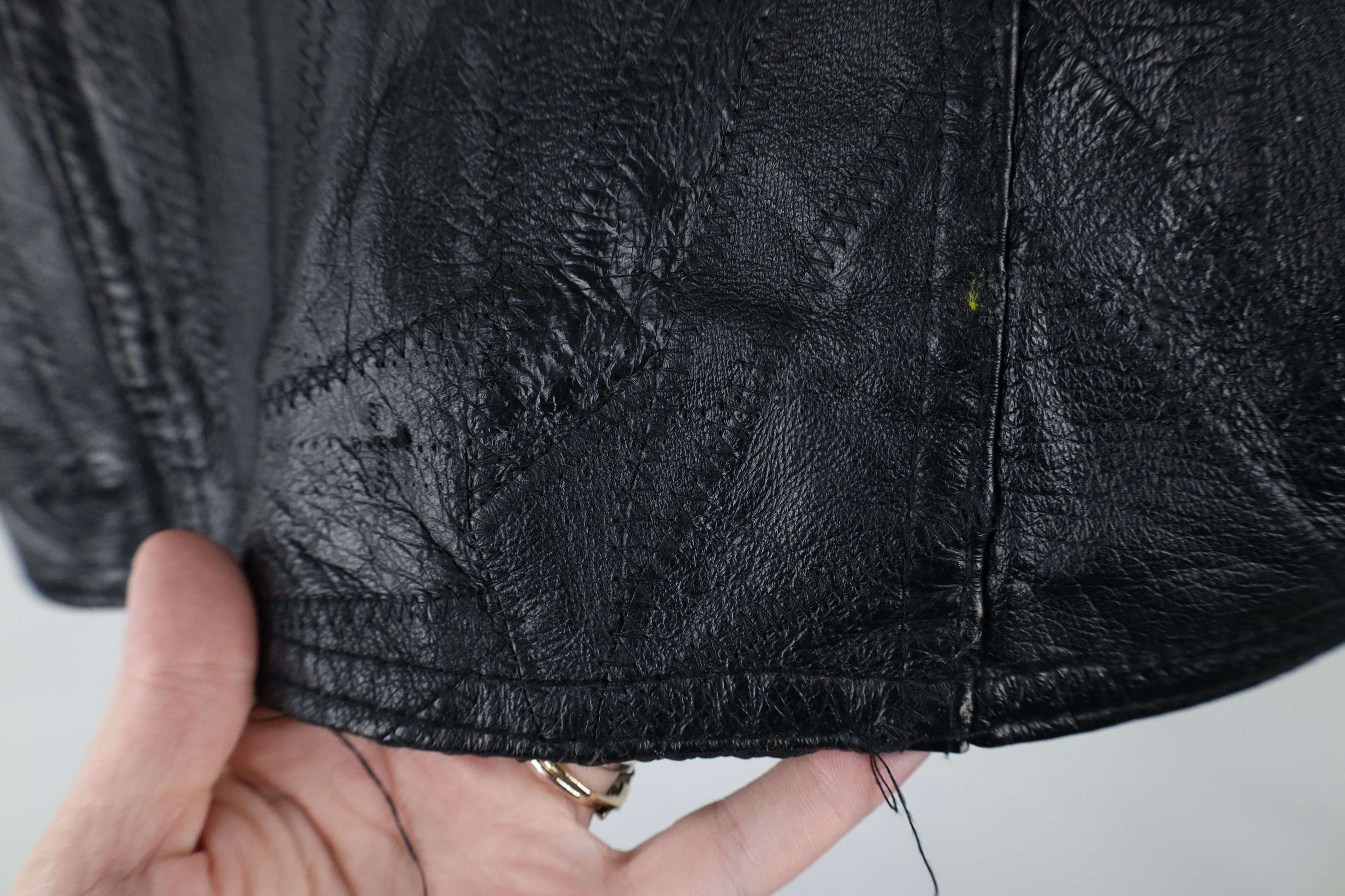 Vintage Vintage 90s Streetwear Patchwork Leather Vest Jacket Black Size US M / EU 48-50 / 2 - 12 Thumbnail