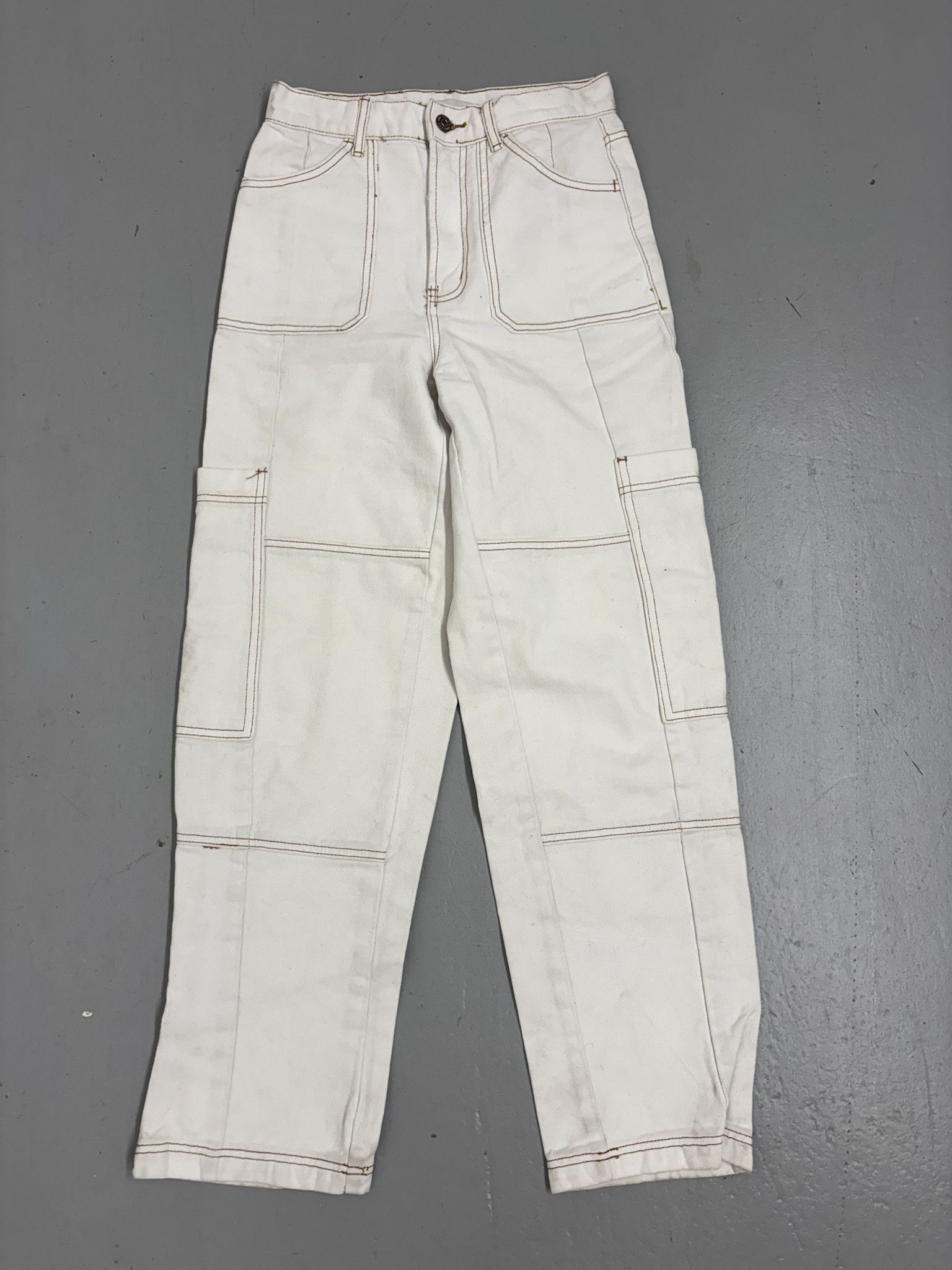 Vintage Vintage 00's Y2K BDG Urban Outfitters Contrast Stitch White Cargo Denim Jeans Size 26x30 Size US 26 / EU 42 - 1 Thumbnail
