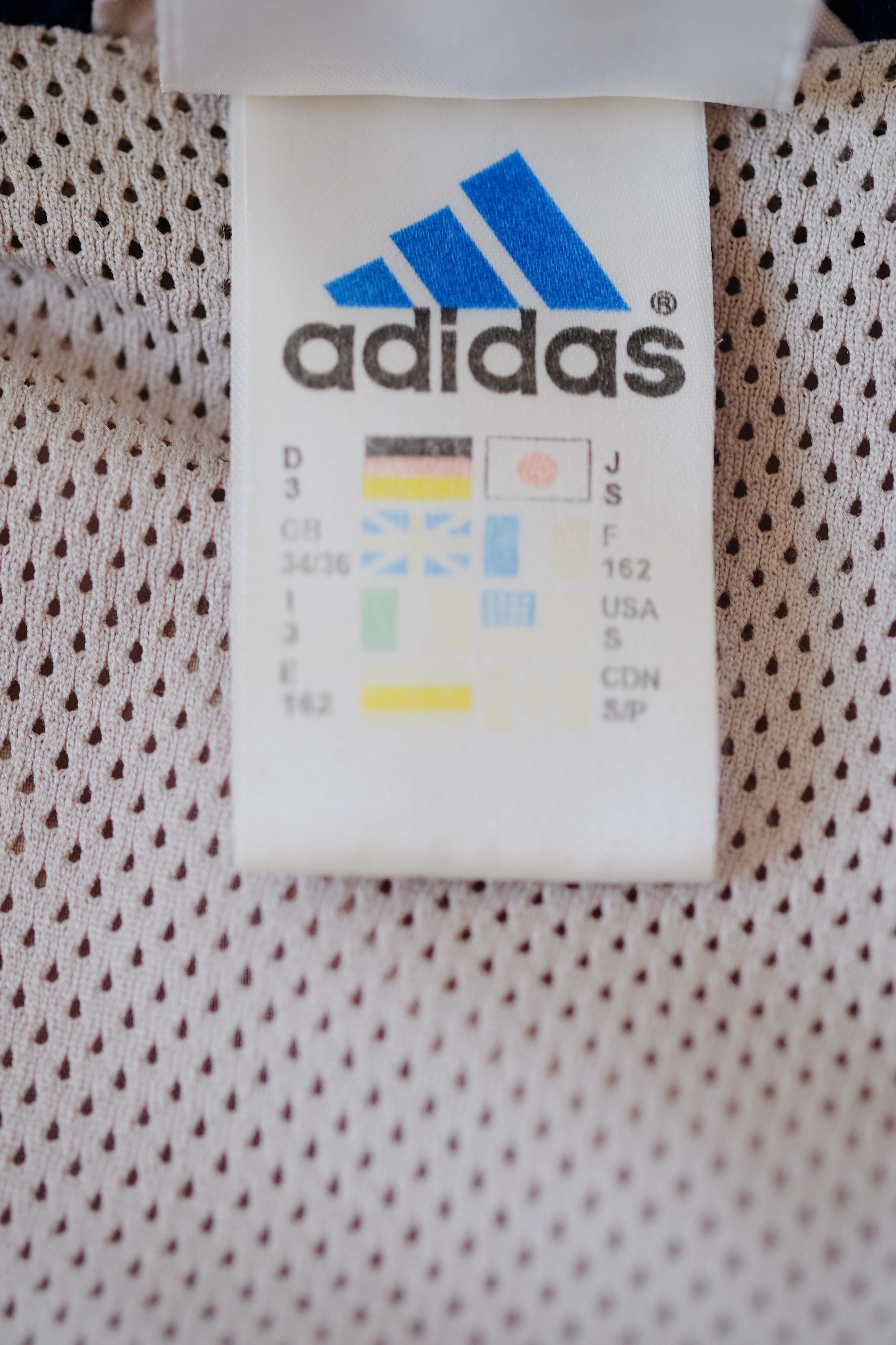 Adidas Adidas 90s Light Windbreaker Jacket Retro Sport Style Size US M / EU 48-50 / 2 - 8 Thumbnail