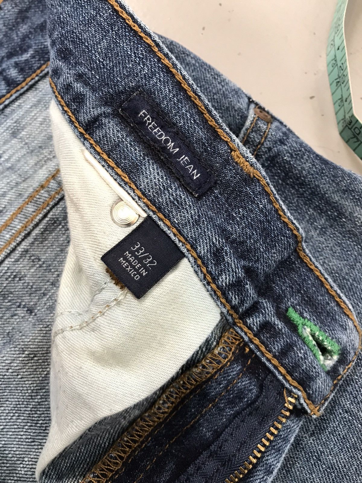 Tommy Hilfiger × Vintage Vintage Tommy Hilfiger straight denim Size US 36 / EU 52 - 7 Thumbnail