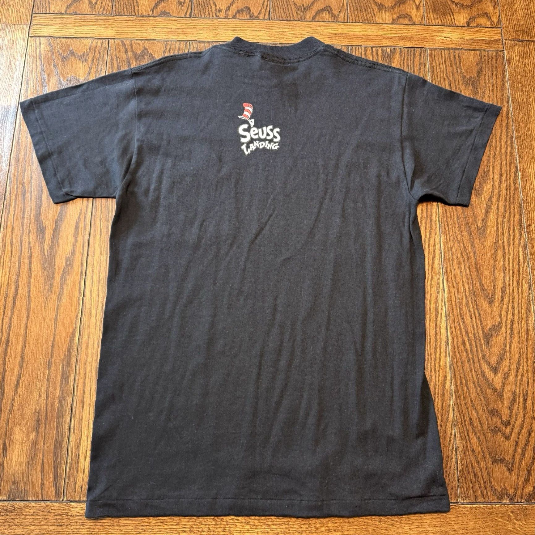 Vintage VINTAGE Dr Seuss Landing Universal Studio Island Adventure Shirt Small Pocket T Size US S / EU 44-46 / 1 - 6 Thumbnail
