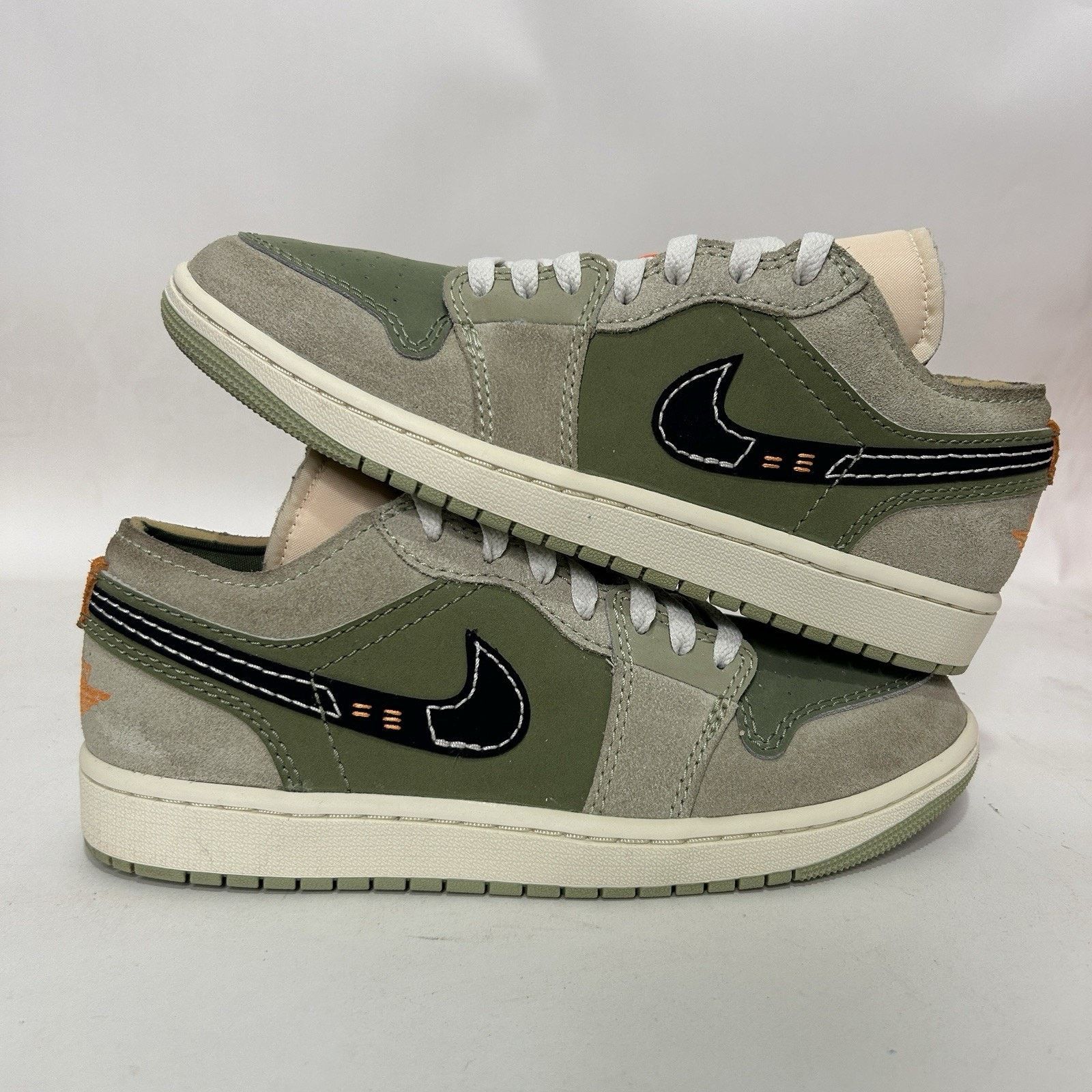 Jordan Brand Nike Air Jordan 1 Low SE Craft “Light Olive” Size US 9 / EU 42 - 1 Thumbnail