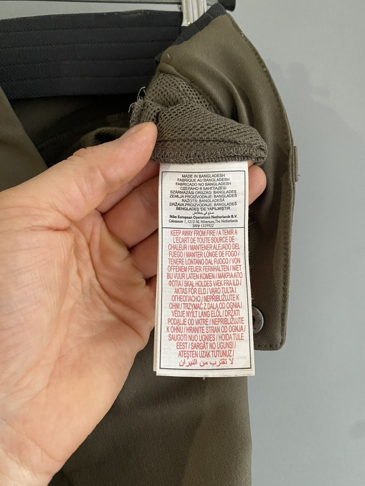 Nike ACG Nike ACG Women's Outdoor Hiking Pants, Size 8, W30/L31 Size 30" / US 8 / IT 44 - 14 Thumbnail