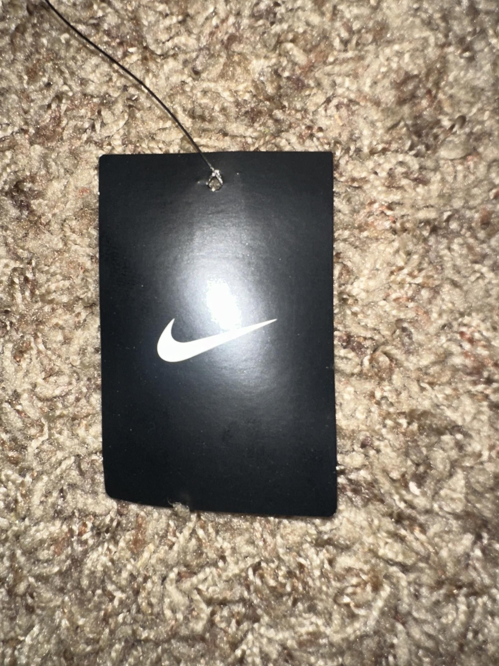 Nike Nike Men Kobe Bryant Over Yao Ming Basktball Shirt 2010 VNTG Size US M / EU 48-50 / 2 - 8 Thumbnail