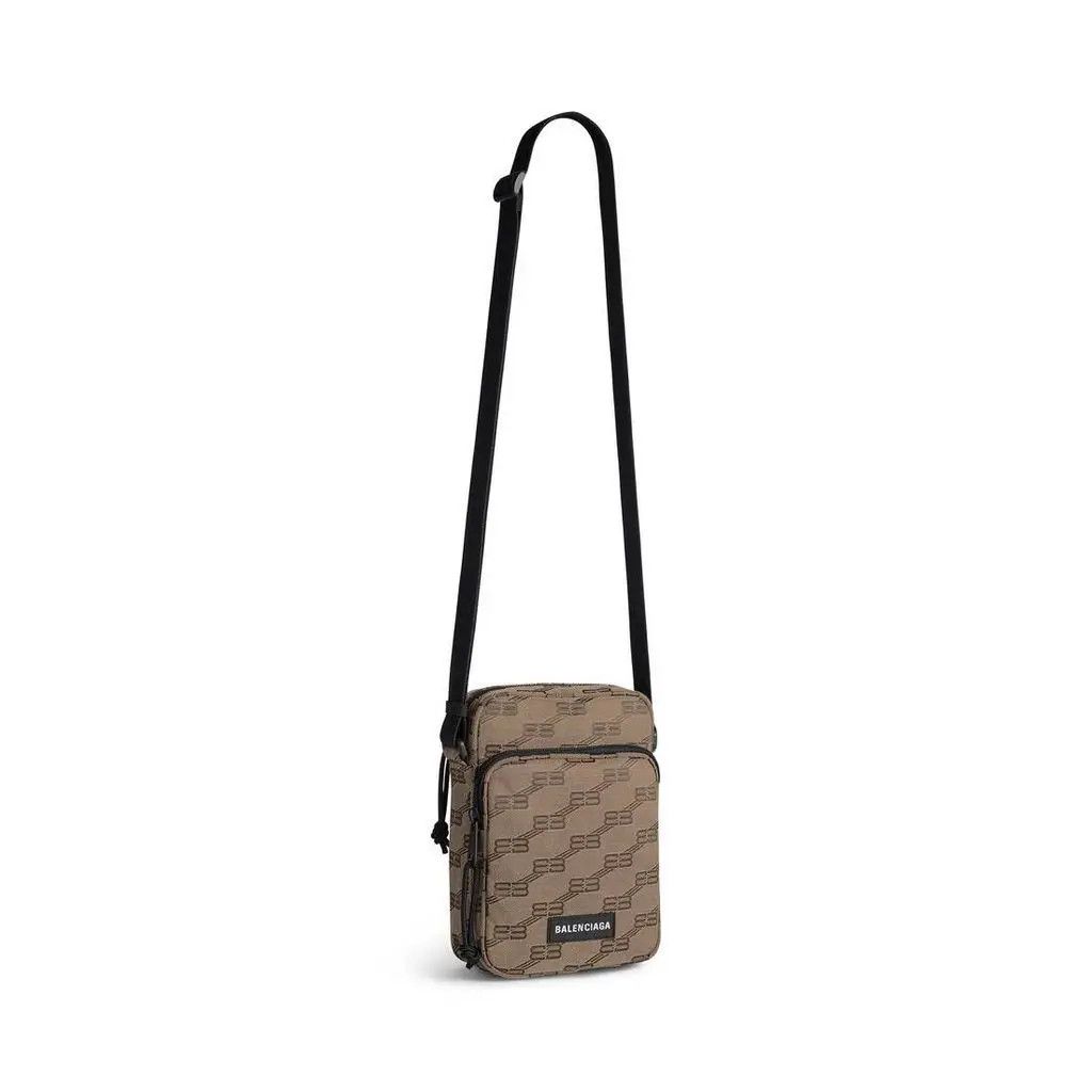 Balenciaga o1w1db10525 Size: OS / Signature Crossbody Messenger Bag Size ONE SIZE - 2 Thumbnail
