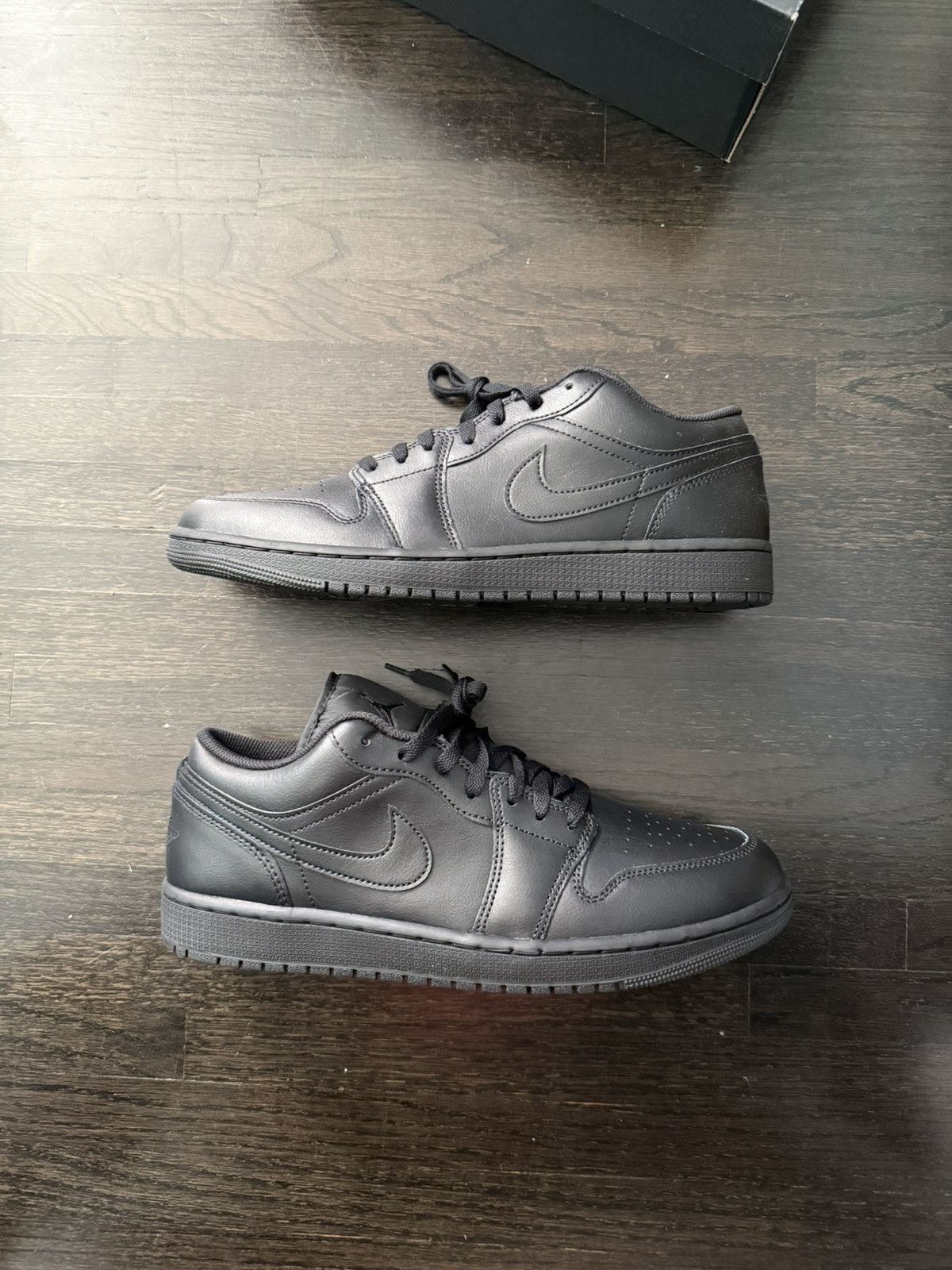 Jordan Brand Jordan 1 low Size US 12 / EU 45 - 5 Thumbnail