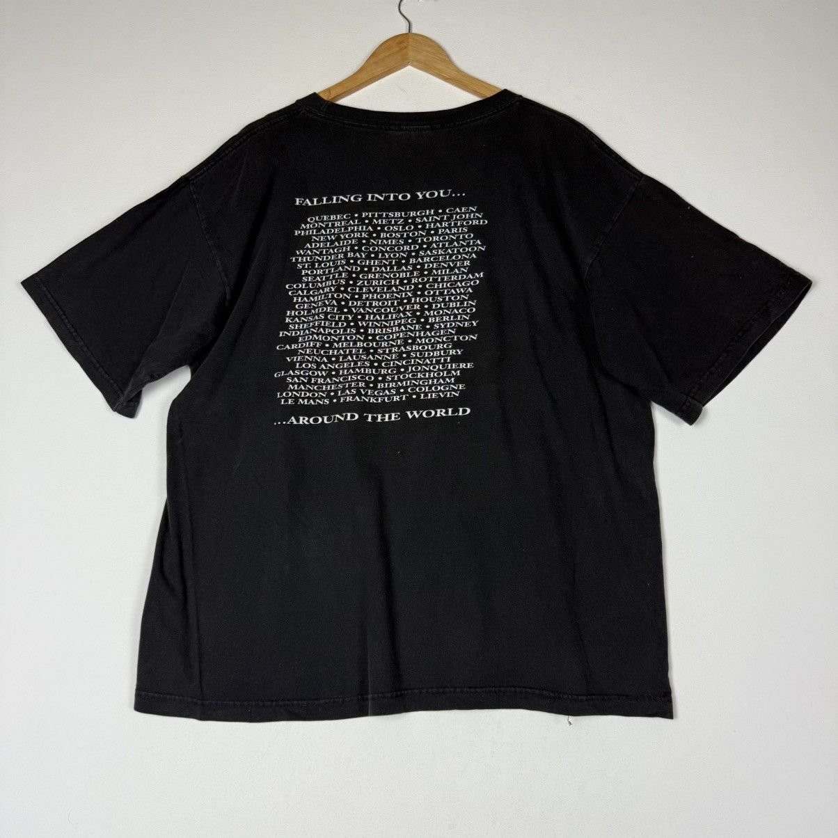 Band Tees Vintage 96s Celine Dion Falling Into You tour Tee Size US L / EU 52-54 / 3 - 8 Thumbnail