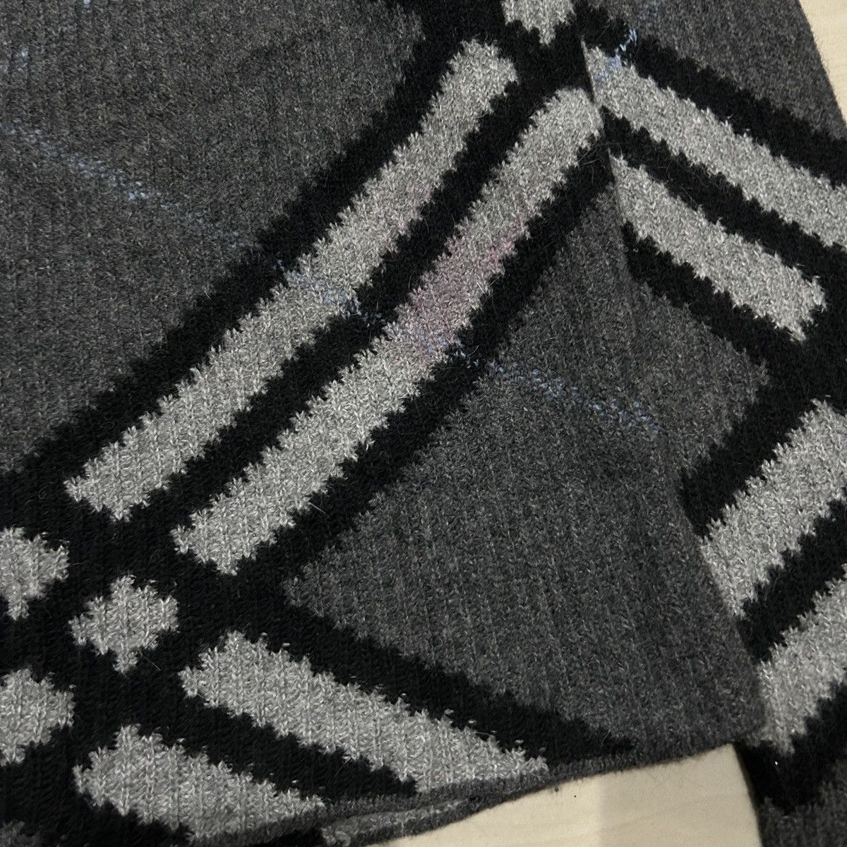 Burberry Vintage Burberry knitted-sweater Size US S / EU 44-46 / 1 - 8 Thumbnail
