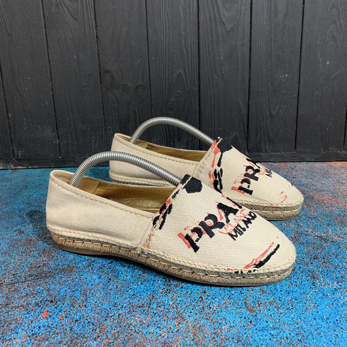 Prada Prada Slips On Size 39 Size US 9 / IT 39 - 3 Thumbnail