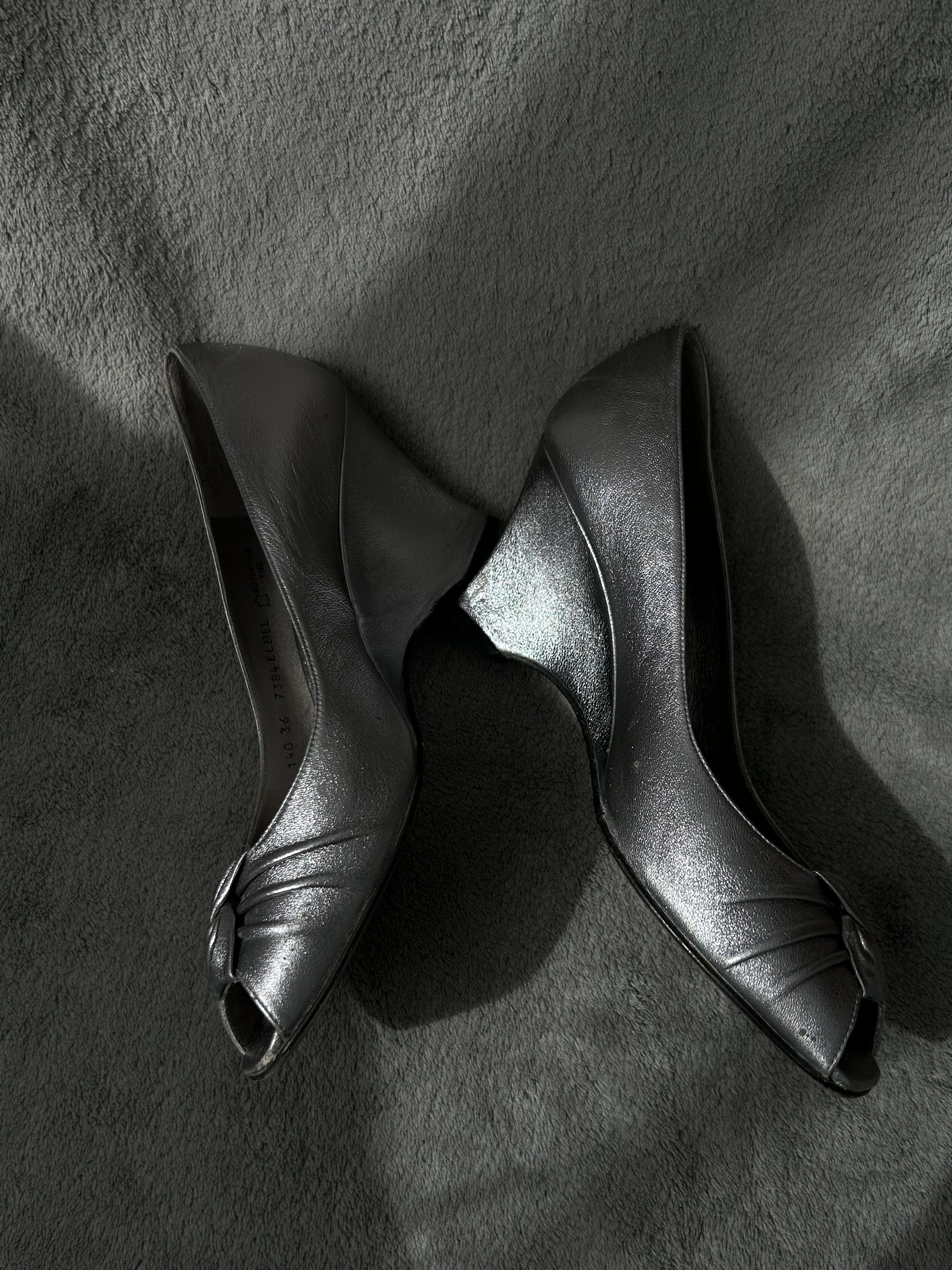 Balenciaga Balenciaga Paris Metallic Leather Peep-Toe Heels Size US 6 / IT 36 - 7 Thumbnail