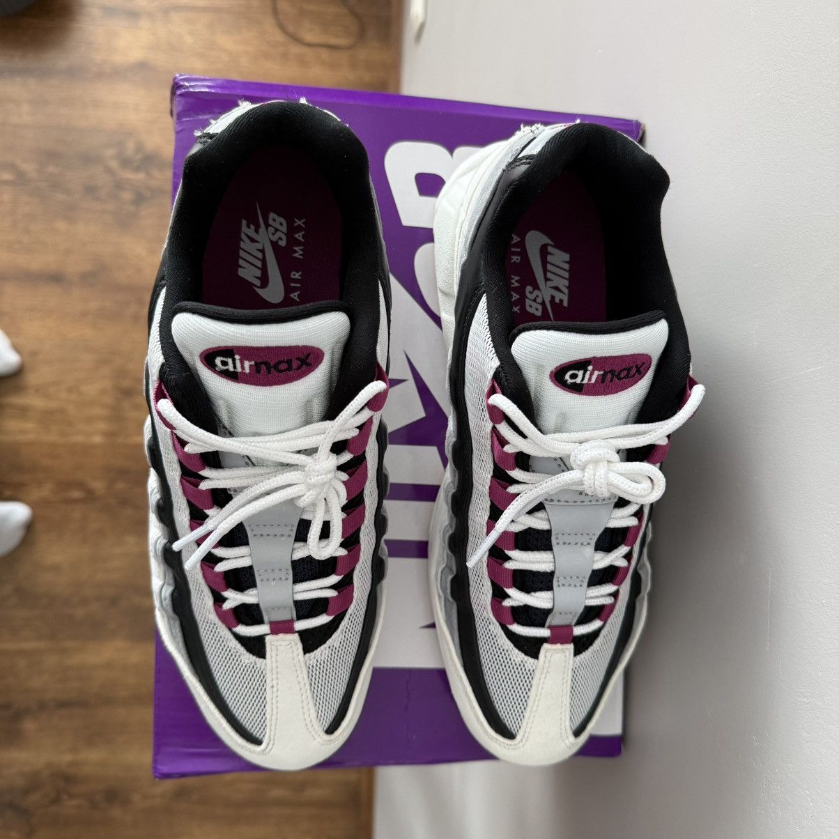 Nike Nike Air Max 95 Sb “Cactus Flower” Size US 9.5 / EU 42-43 - 16 Thumbnail
