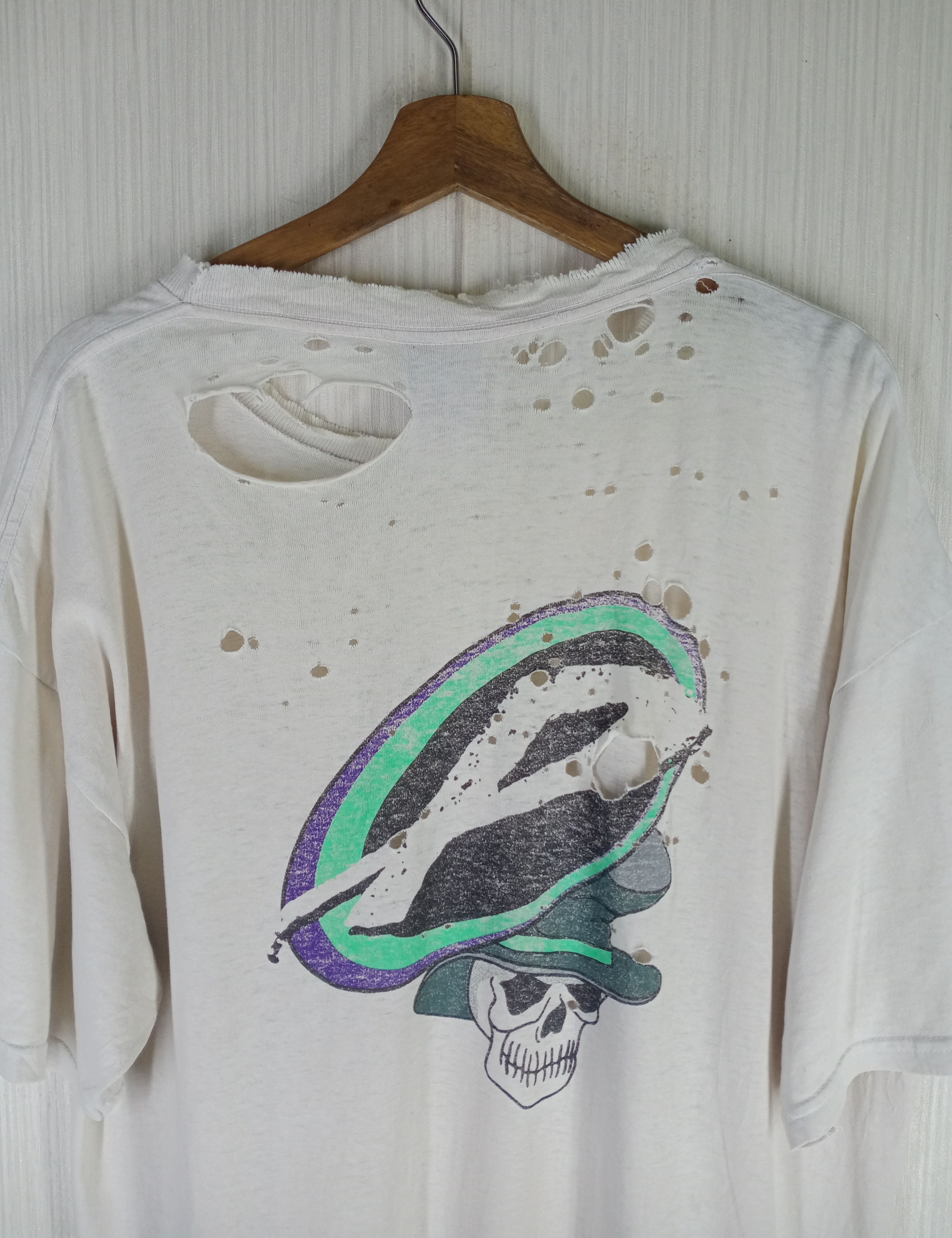 Band Tees Very Rare Vintage Thrashed Faded Poison 2000 Tour Tshirt Size US XL / EU 56 / 4 - 3 Thumbnail
