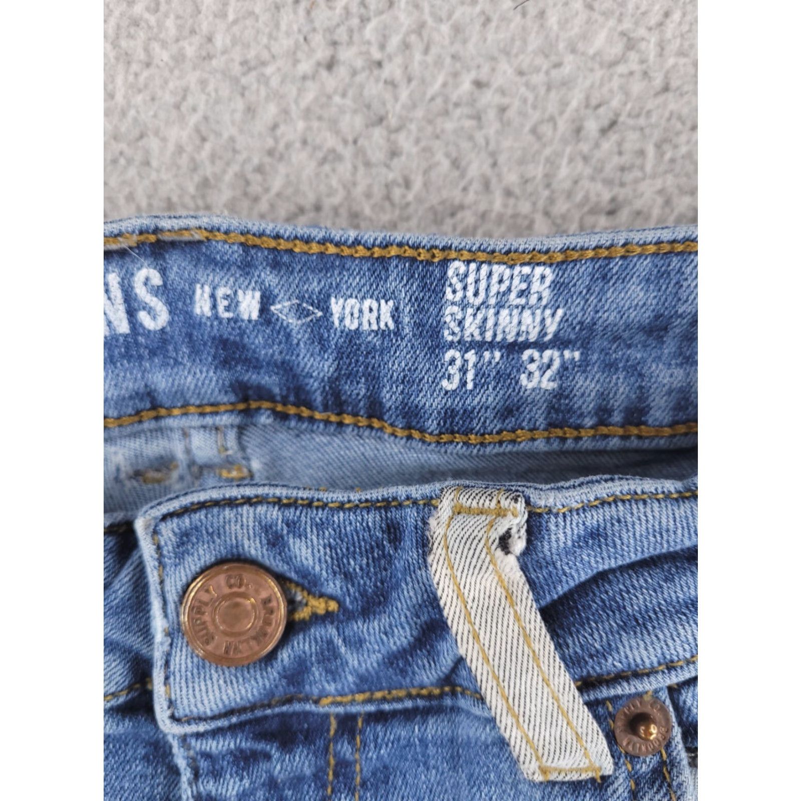 Vintage BSC jeans Mens 28x30 Blue SUPER SKINNY patchwork Jeans Mens 28 30 Blue Skinny Vintage? Size US 28 / EU 44 - 4 Thumbnail