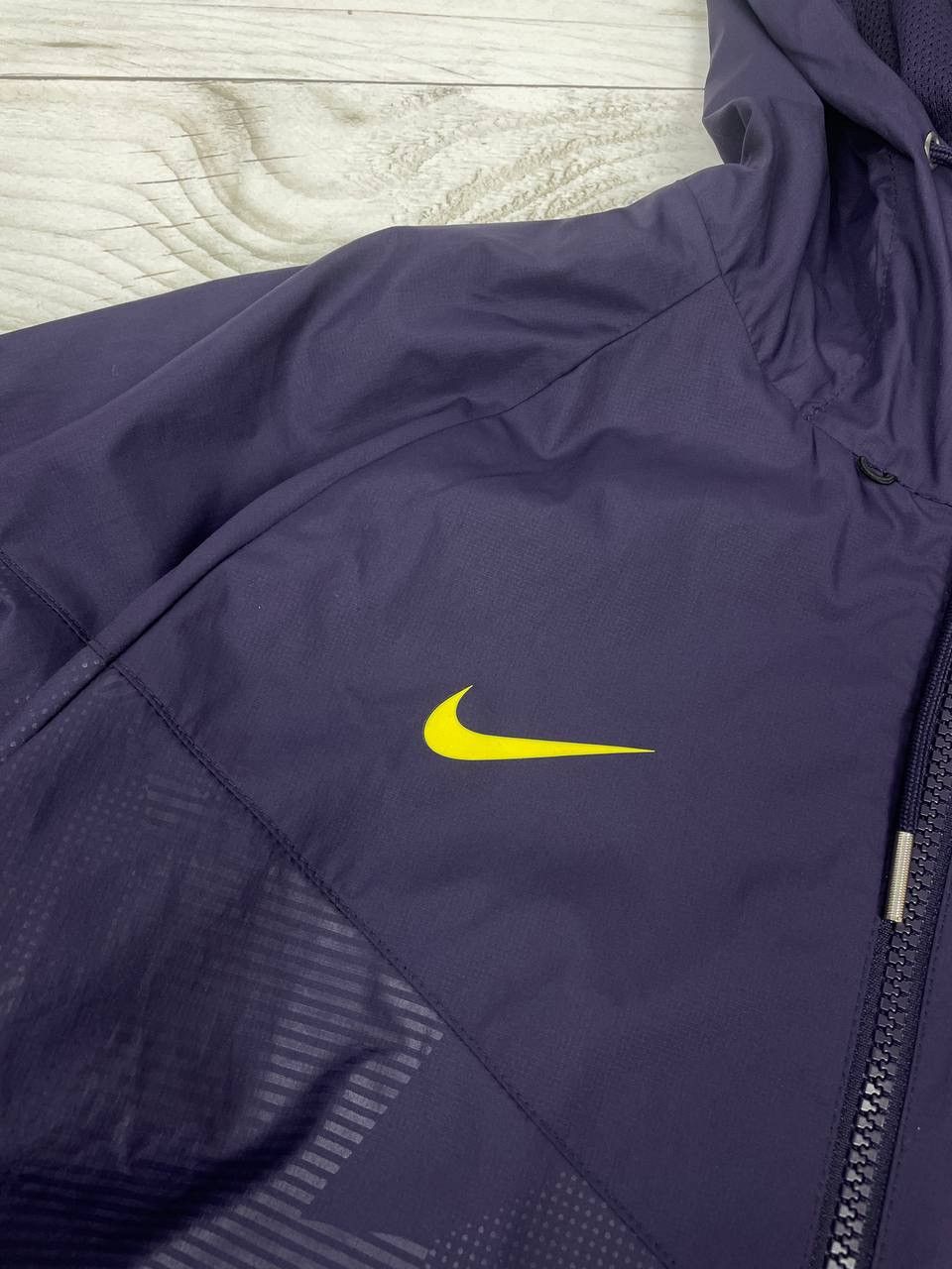 Nike Nike Tottenham Hotspur Windrunner 2017 2018 Soccer Jacket Size US S / EU 44-46 / 1 - 6 Thumbnail