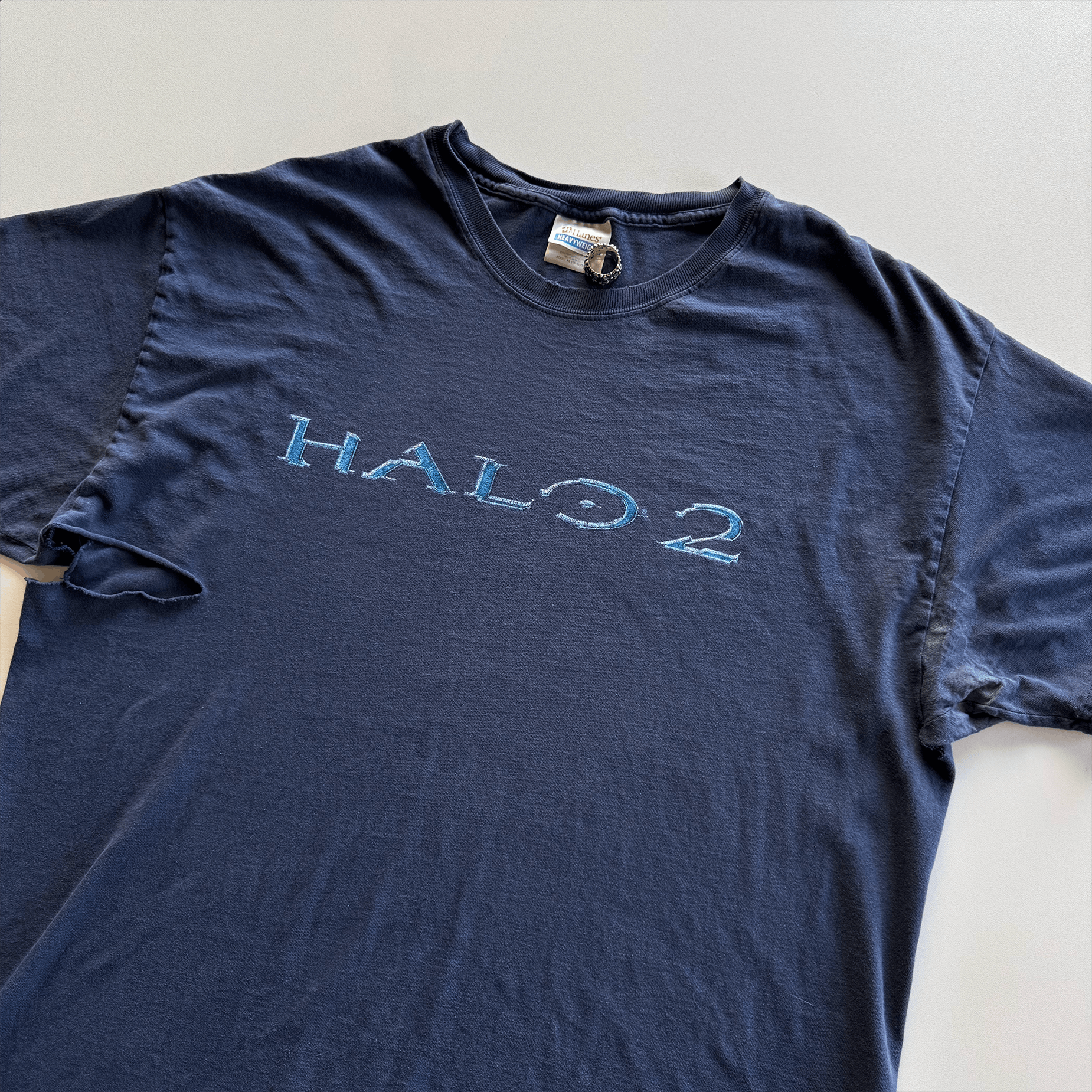 Halo 2004 Thrashed Vintage Halo 2 Logo Tee Size US XL / EU 56 / 4 - 2 Thumbnail