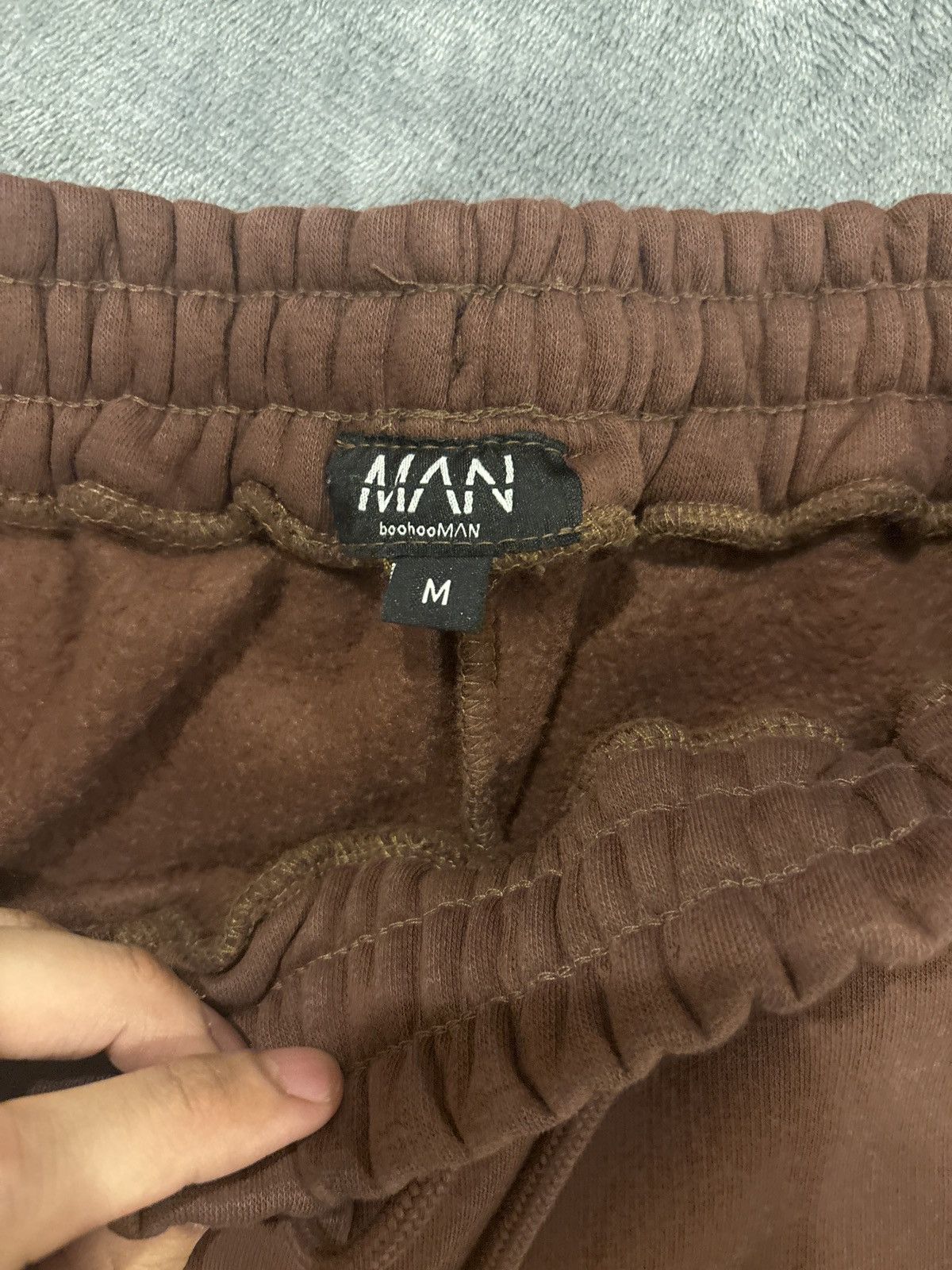 Boohoo boohooMan brown sweatpants Size US 33 - 5 Thumbnail