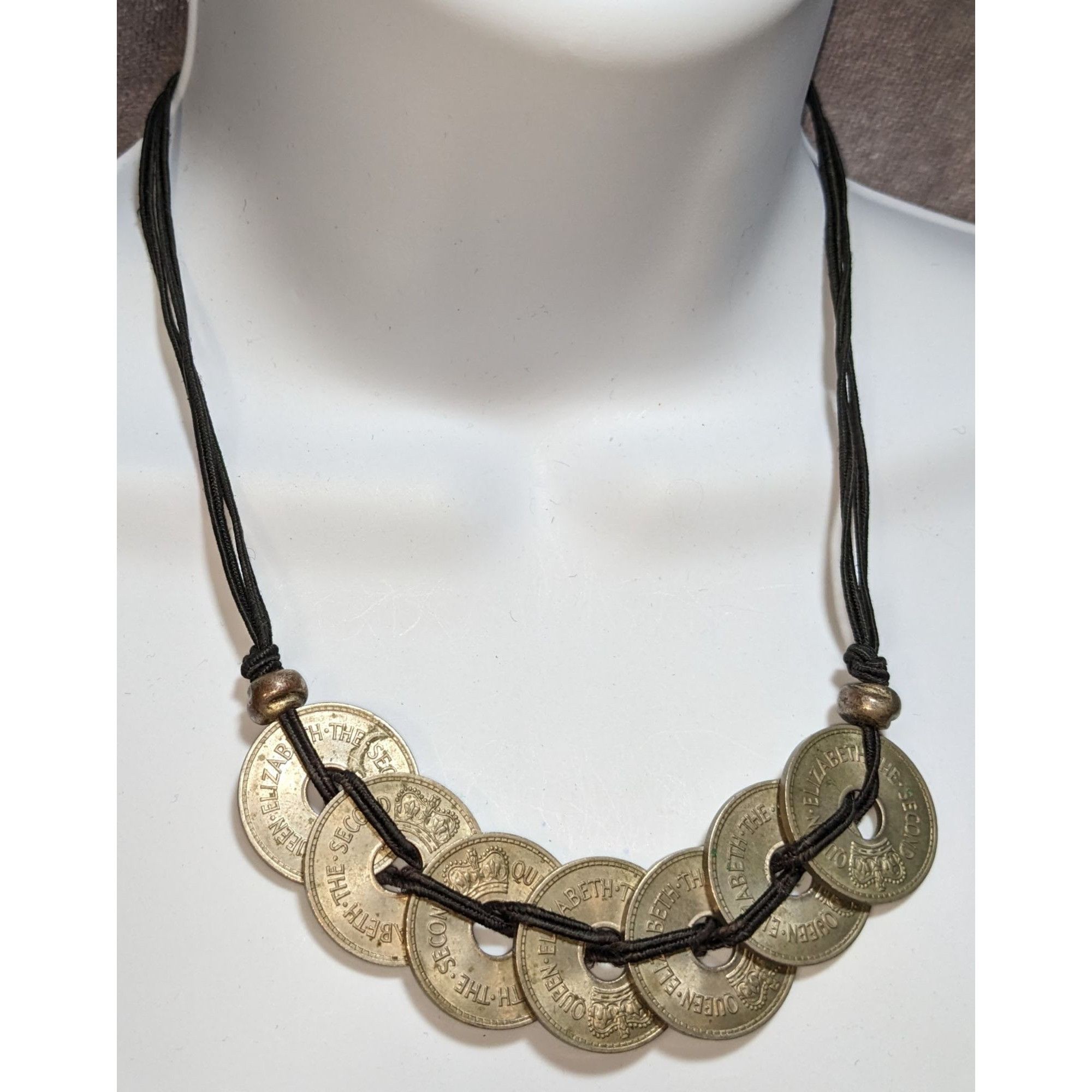 Handmade Vintage 1967 Queen Elizabeth II Figi Penny Necklace Size ONE SIZE - 3 Thumbnail