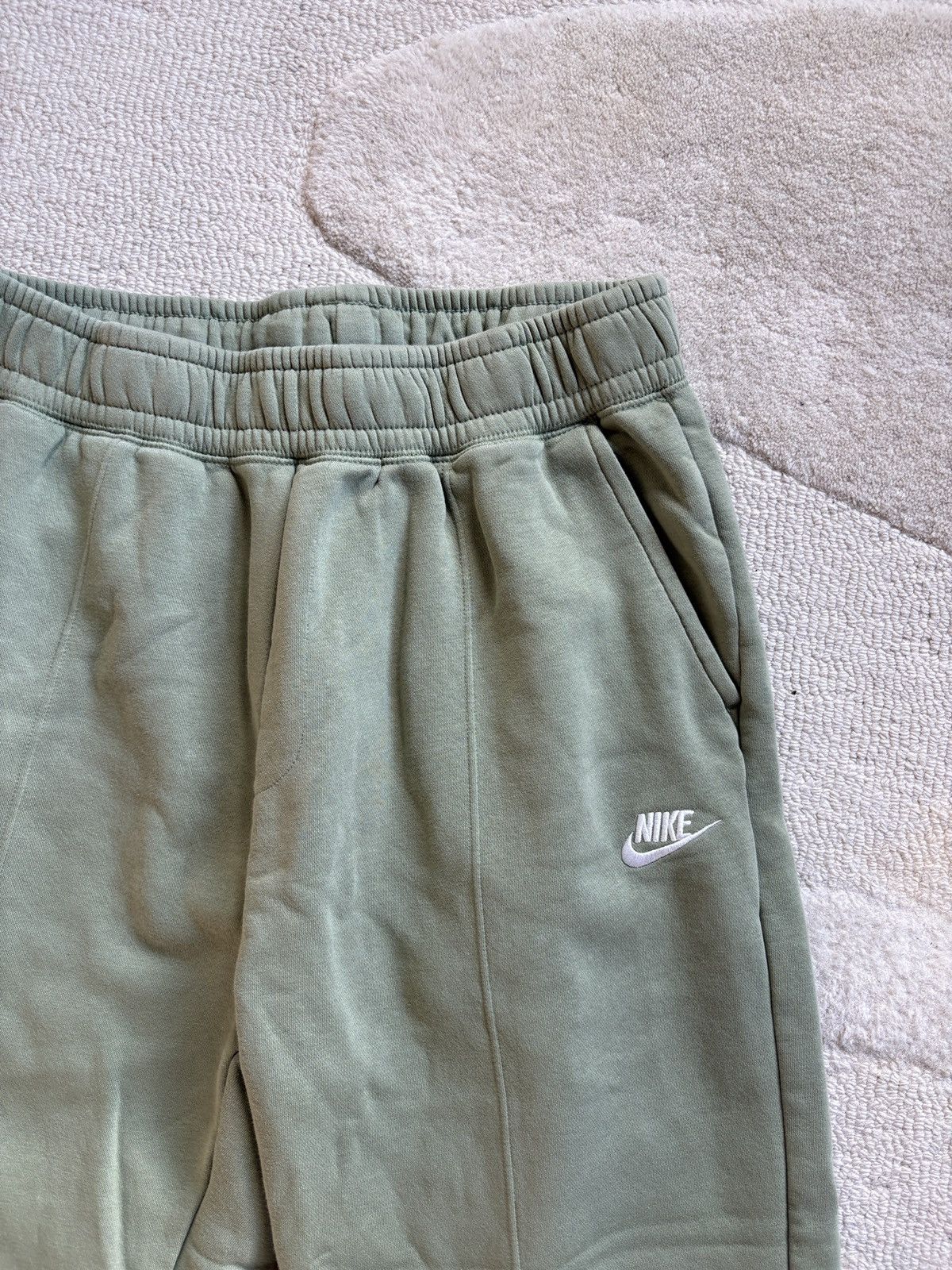 Nike Nike Sweatpants Size US 32 / EU 48 - 2 Thumbnail