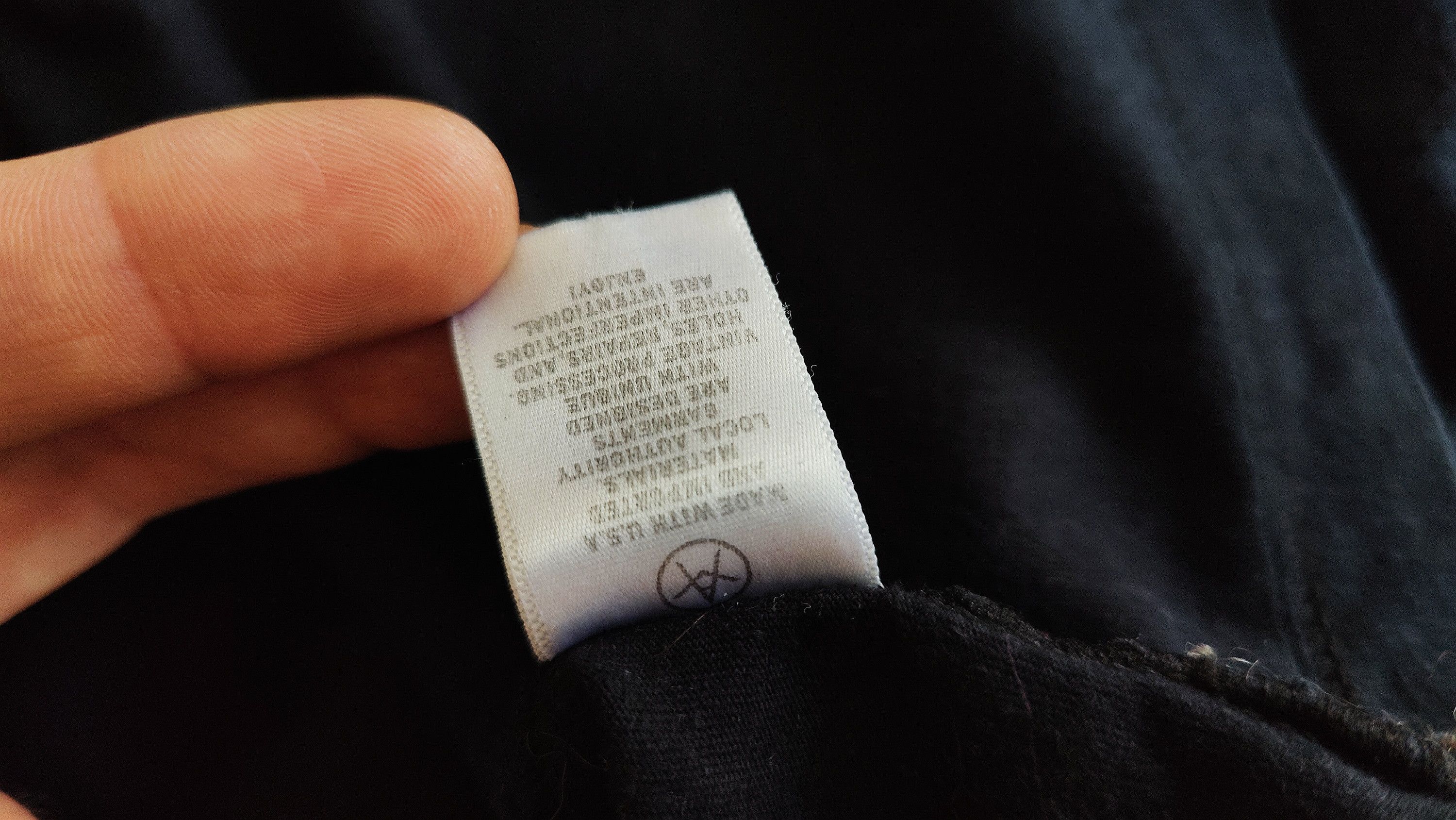 Local Authority RARE Local Authority LA Punk Pocket Tshirt USA Size US L / EU 52-54 / 3 - 7 Thumbnail