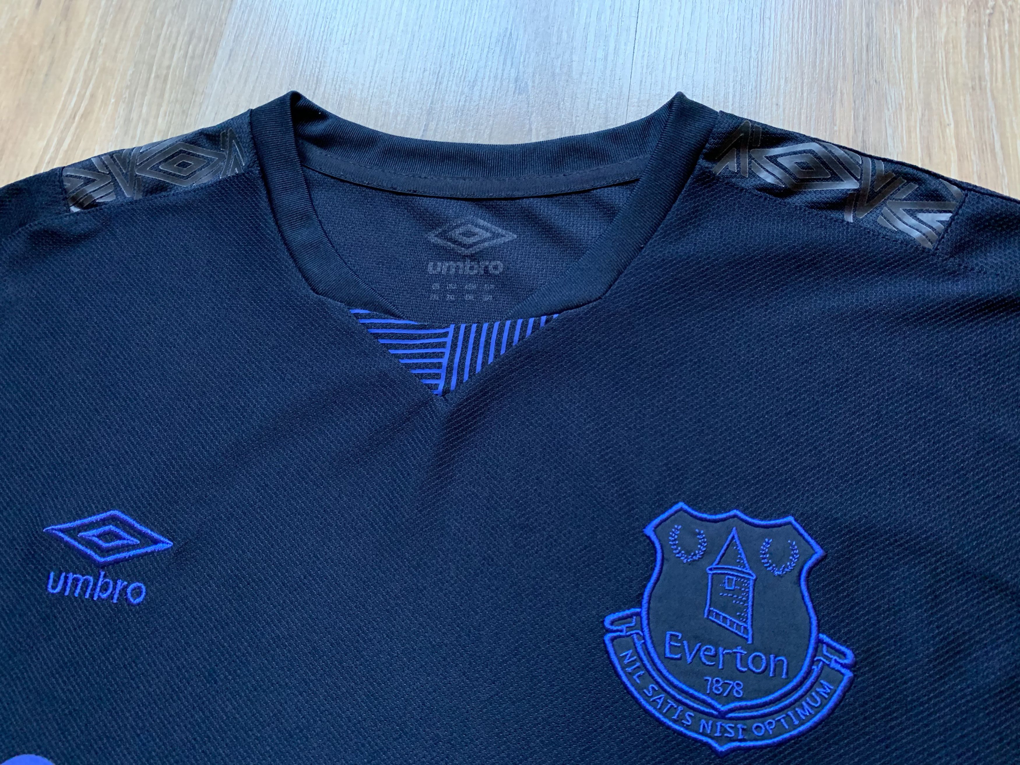 Umbro Umbro Everton Third Football Shirt 2019-2020 Size US XXL / EU 58 / 5 - 5 Thumbnail
