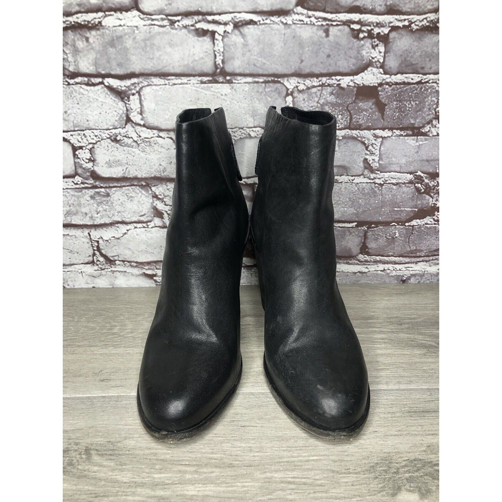 Rag & Bone Rag & Bone Black Leather Ankle Back Zip Heel Booties Women S Size US 9 / IT 39 - 2 Thumbnail