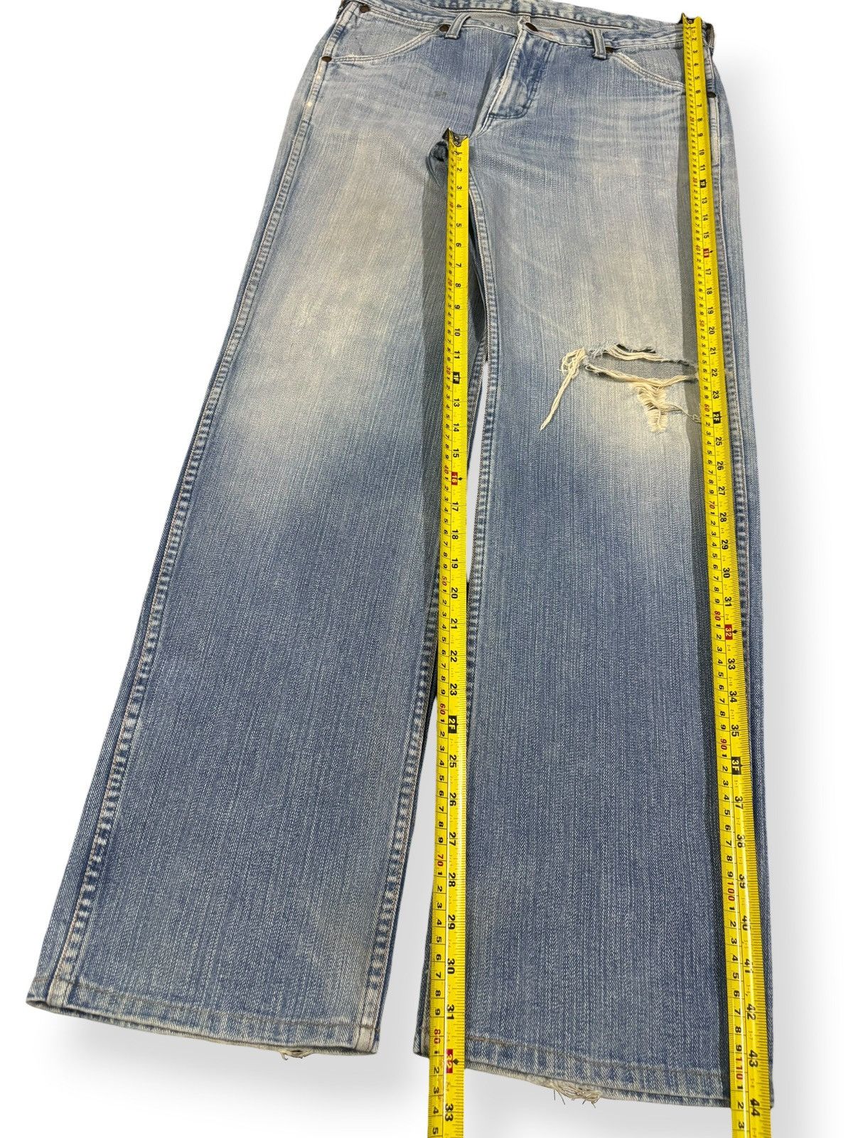 Wrangler Vintage Y2K Wrangler Blue Wash Faded Distressed Jeans Size US 34 / EU 50 - 12 Thumbnail