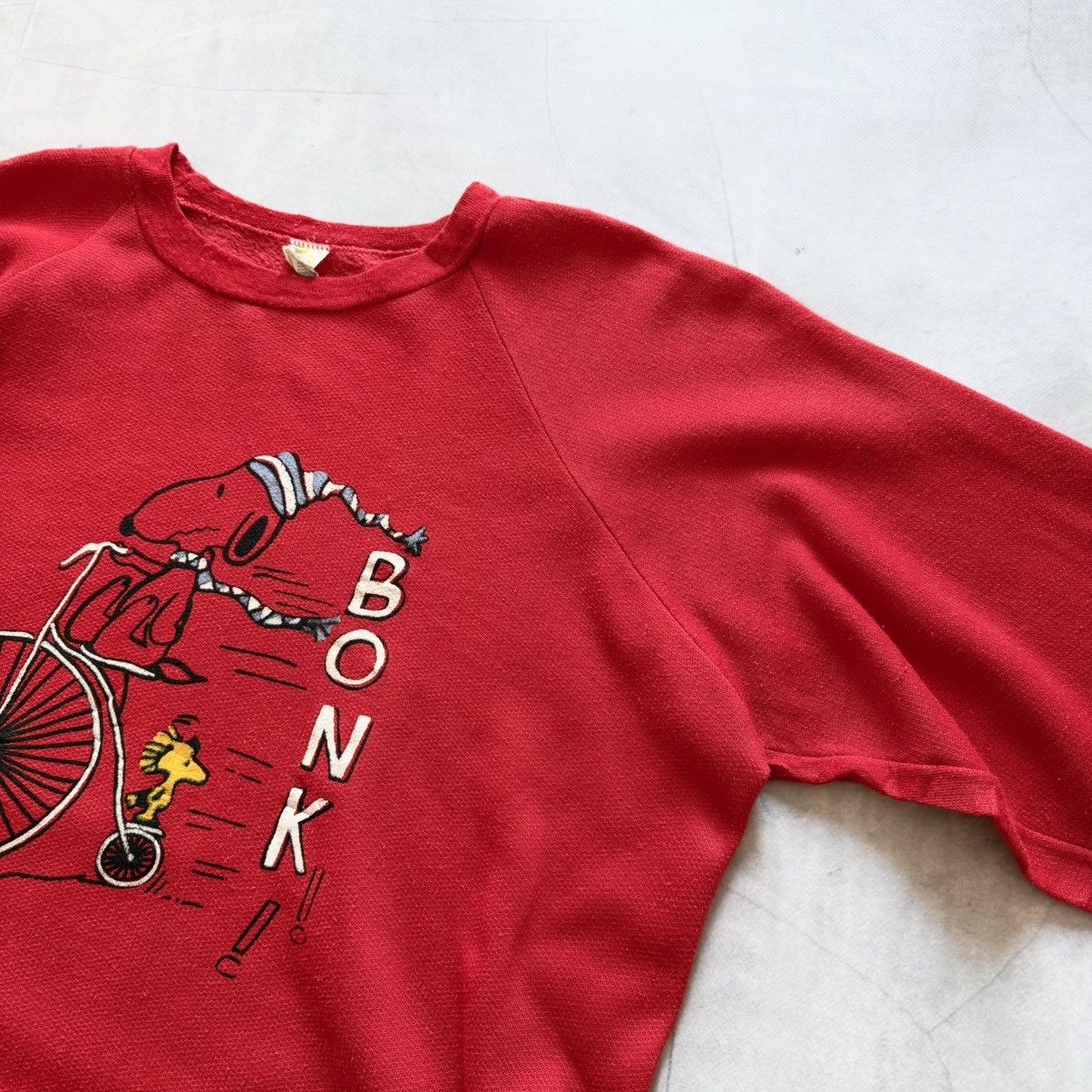Vintage RARE 70-80s Peanuts Snoopy Bonk Cartoon Movie Sweatshirt Size US XL / EU 56 / 4 - 5 Thumbnail
