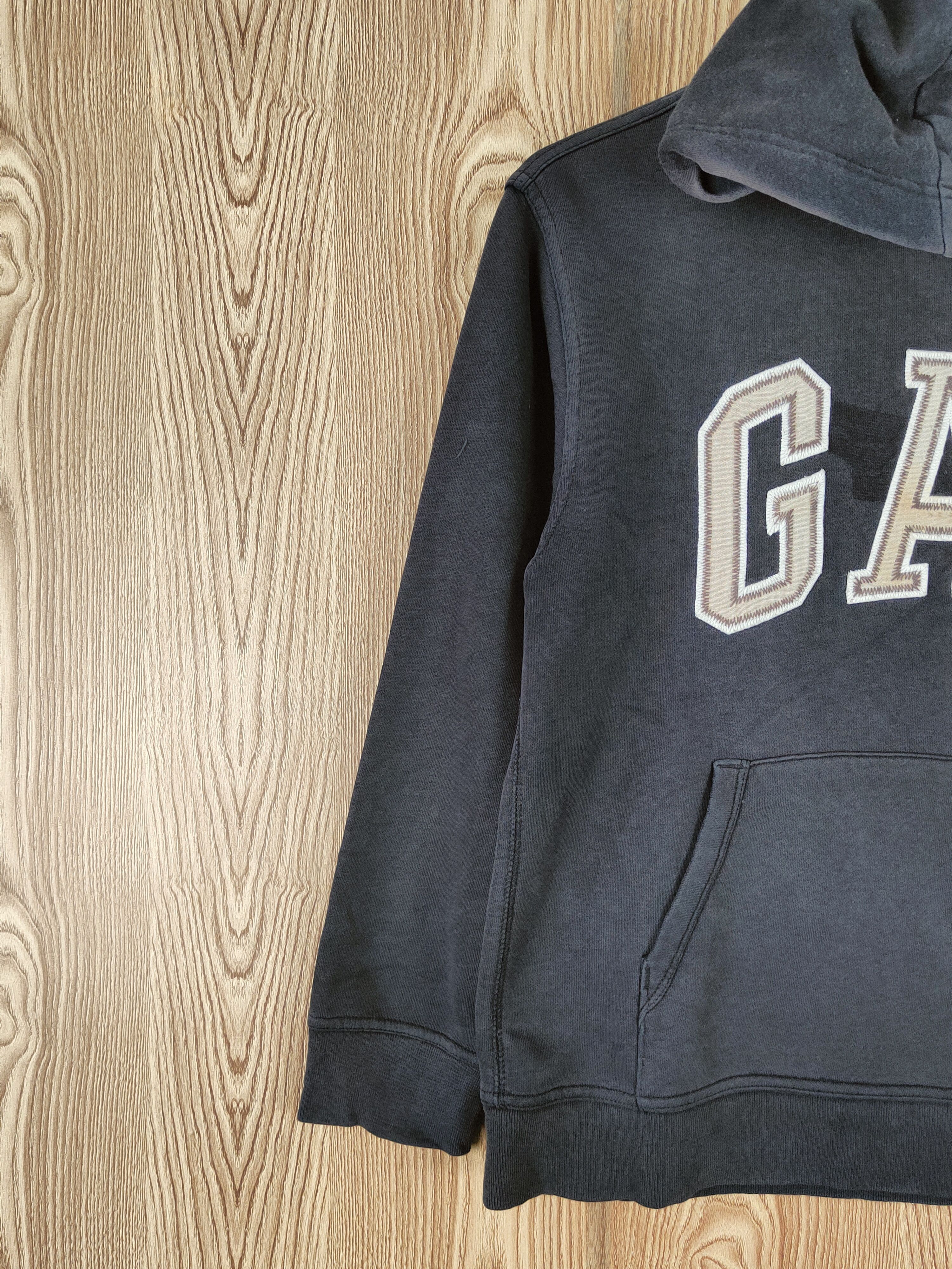 Gap × Vintage Vintage 💥 Gap Black Faded Hoodie Sweatshirts Size US M / EU 48-50 / 2 - 3 Thumbnail