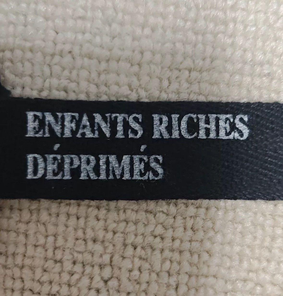 Enfants Riches Deprimes A/H 17/18 sans titre patches long sleeve Size US M / EU 48-50 / 2 - 5 Thumbnail