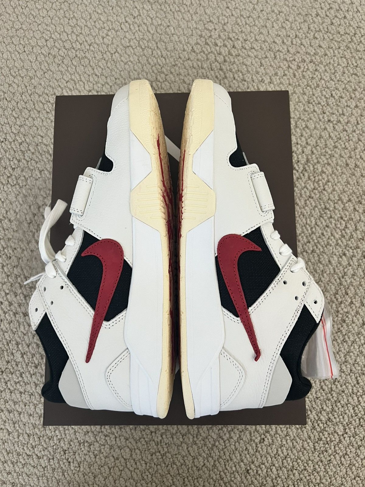 Travis Scott Travis Scott Jumpman Jacks TR Red Size US 12 / EU 45 - 7 Thumbnail