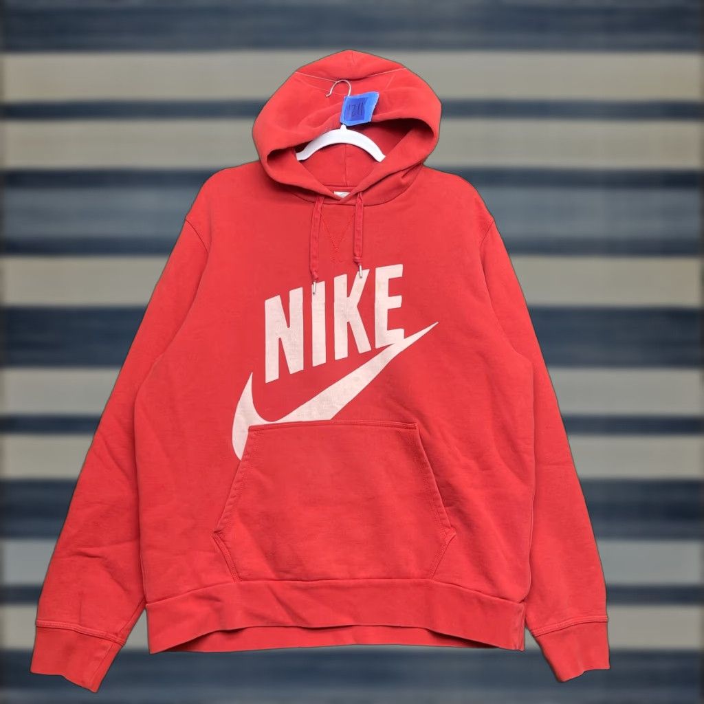 Nike Nike Sportswear Hoodie Mens XL Red Pullover Sweatshirt Big Graphic Logo Fleece Size US XL / EU 56 / 4 - 1 Thumbnail