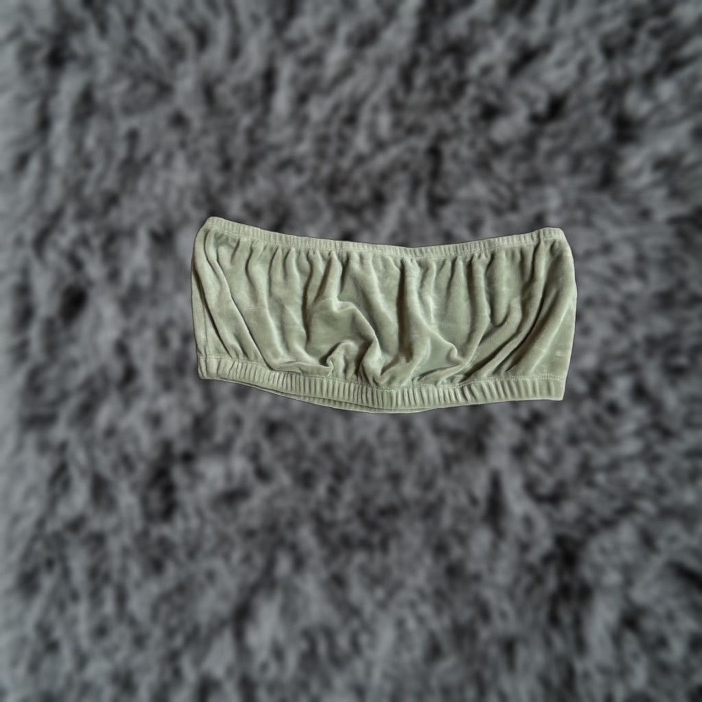 Vintage Charlotte Russe Bandeau Womens XL Velour Coquette Fairycore Retro 90s Y2K Look Bra Shirt Womens XL Green Velvet 90s Retro Bandeau Bra Size ONE SIZE - 1 Thumbnail