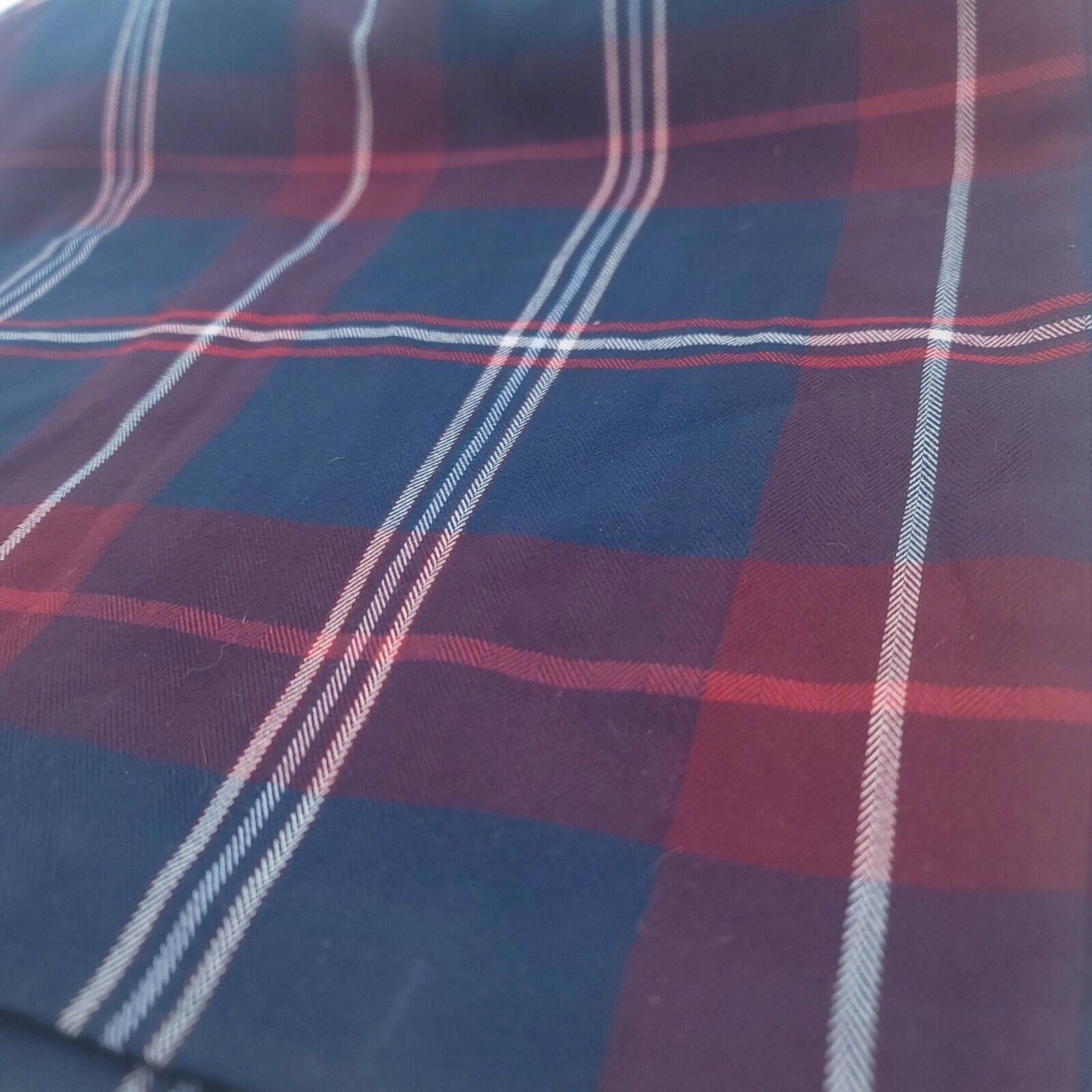 Tommy Hilfiger Tommy Hilfiger Size 2 Red White Blue Plaid Skirt Size 26" / US 2 / IT 38 - 2 Thumbnail